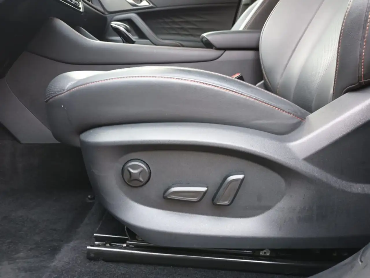 MG HS 1500 T-GDI AT LUXURY 170CV PELLE"19 CAM360 ITALIA 13