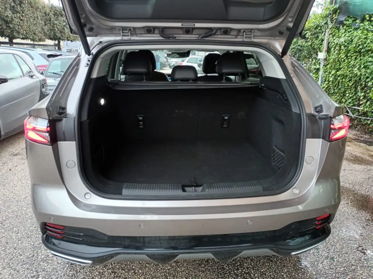 MG HS 1500 T-GDI AT LUXURY 170CV PELLE"19 CAM360 ITALIA 17