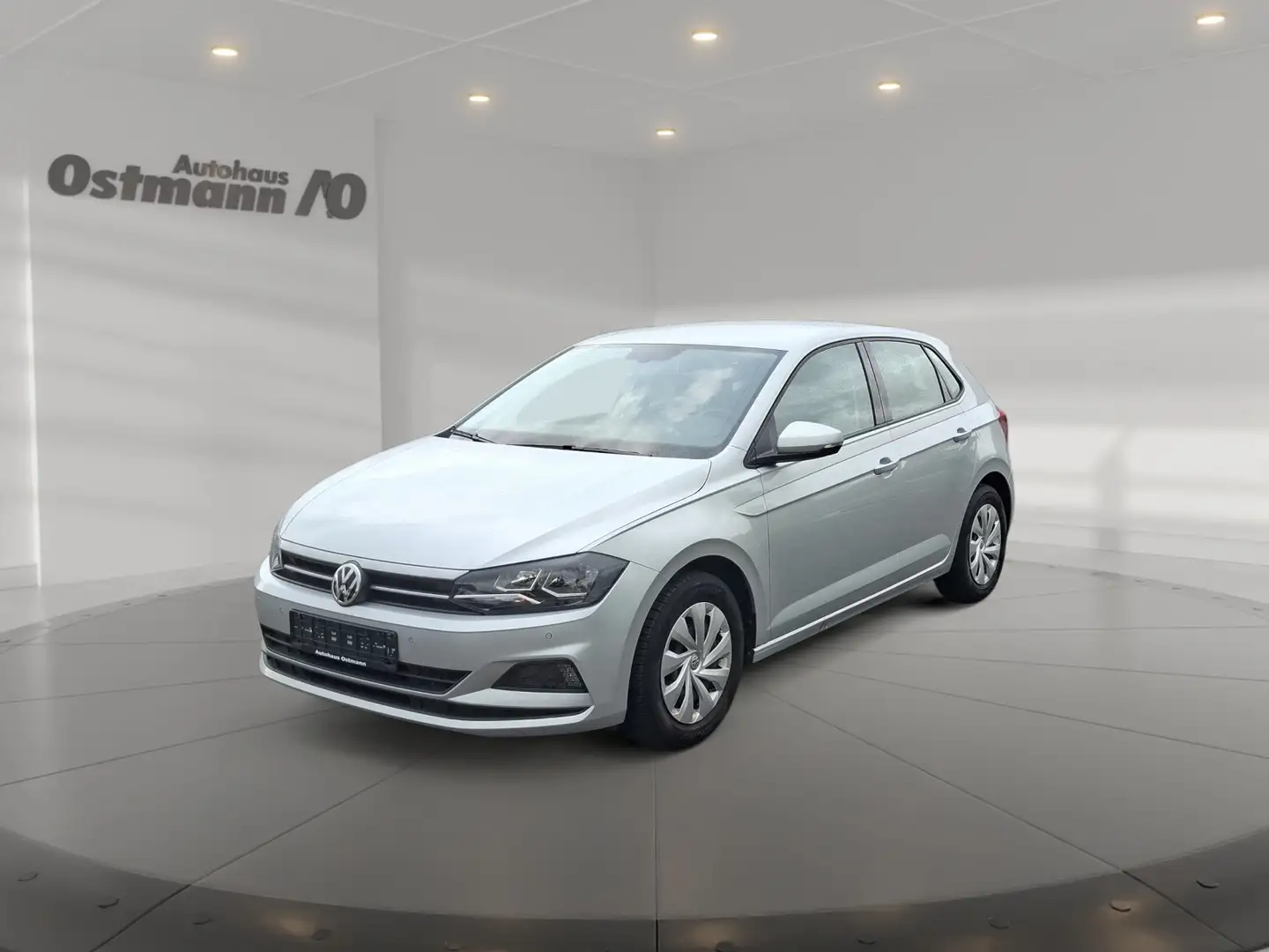 Volkswagen Polo VI 1.0 Comfortline SHZ Tempo PDC Klimaanlage Plateado - 1