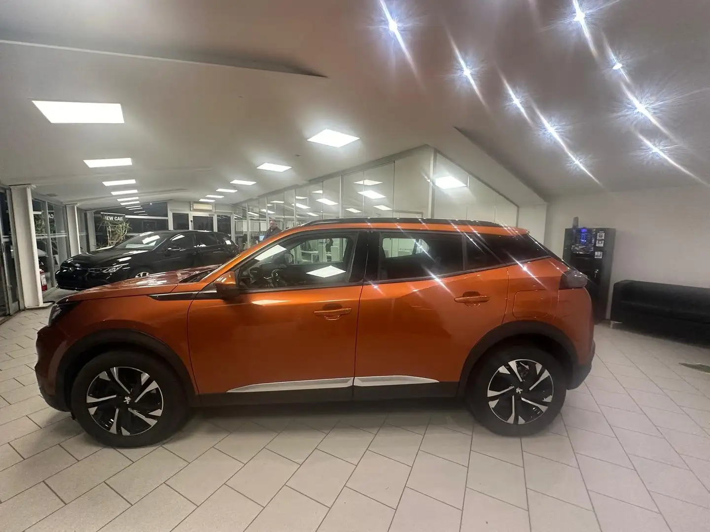 Peugeot 2008 1.5 bluehdi Allure s Arancione - 2