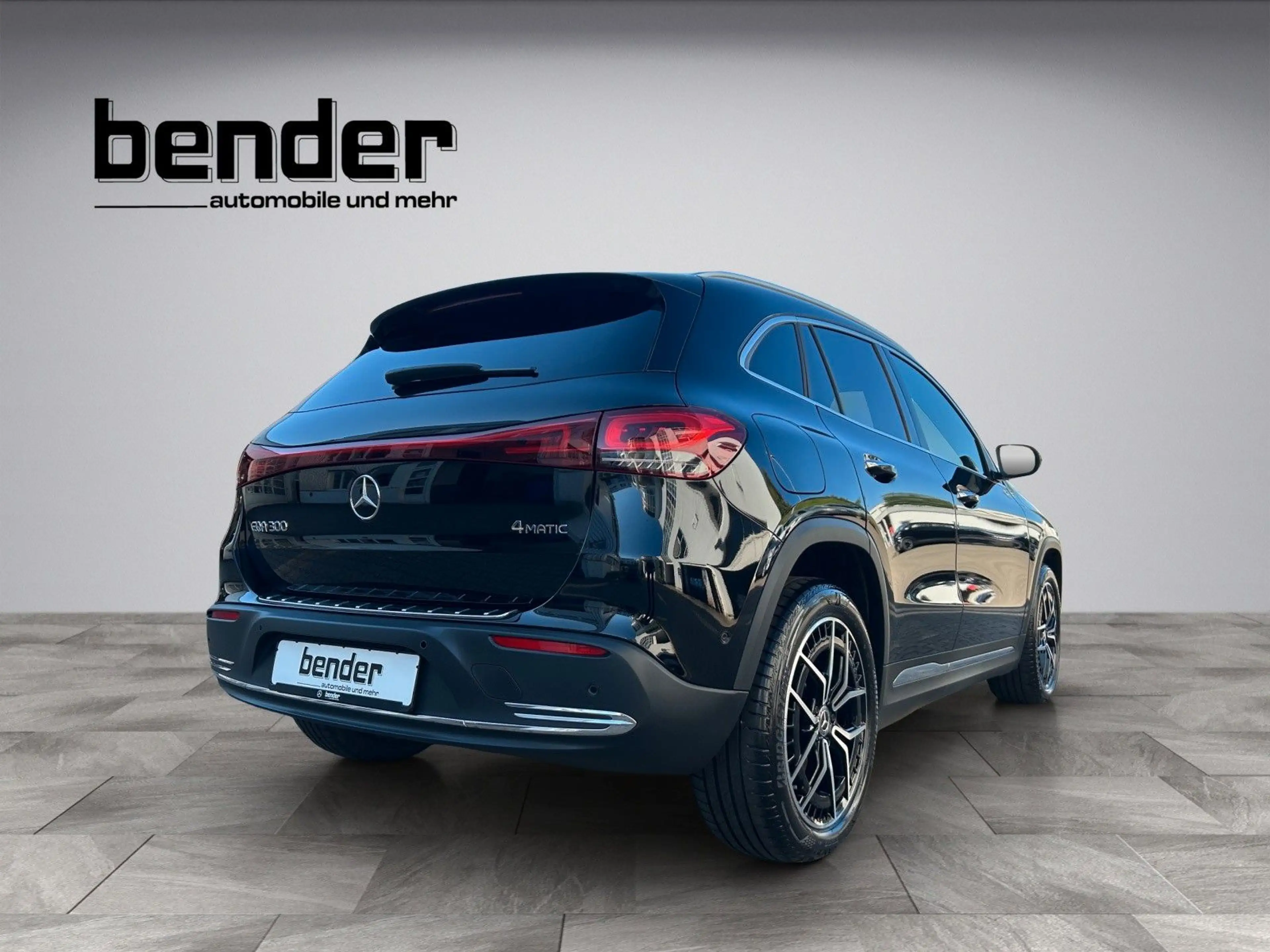 Mercedes-Benz EQA 300 4M*TOTWINKEL*LED*SOUNDSY*KAMERA*KEYLESS* — photo 3