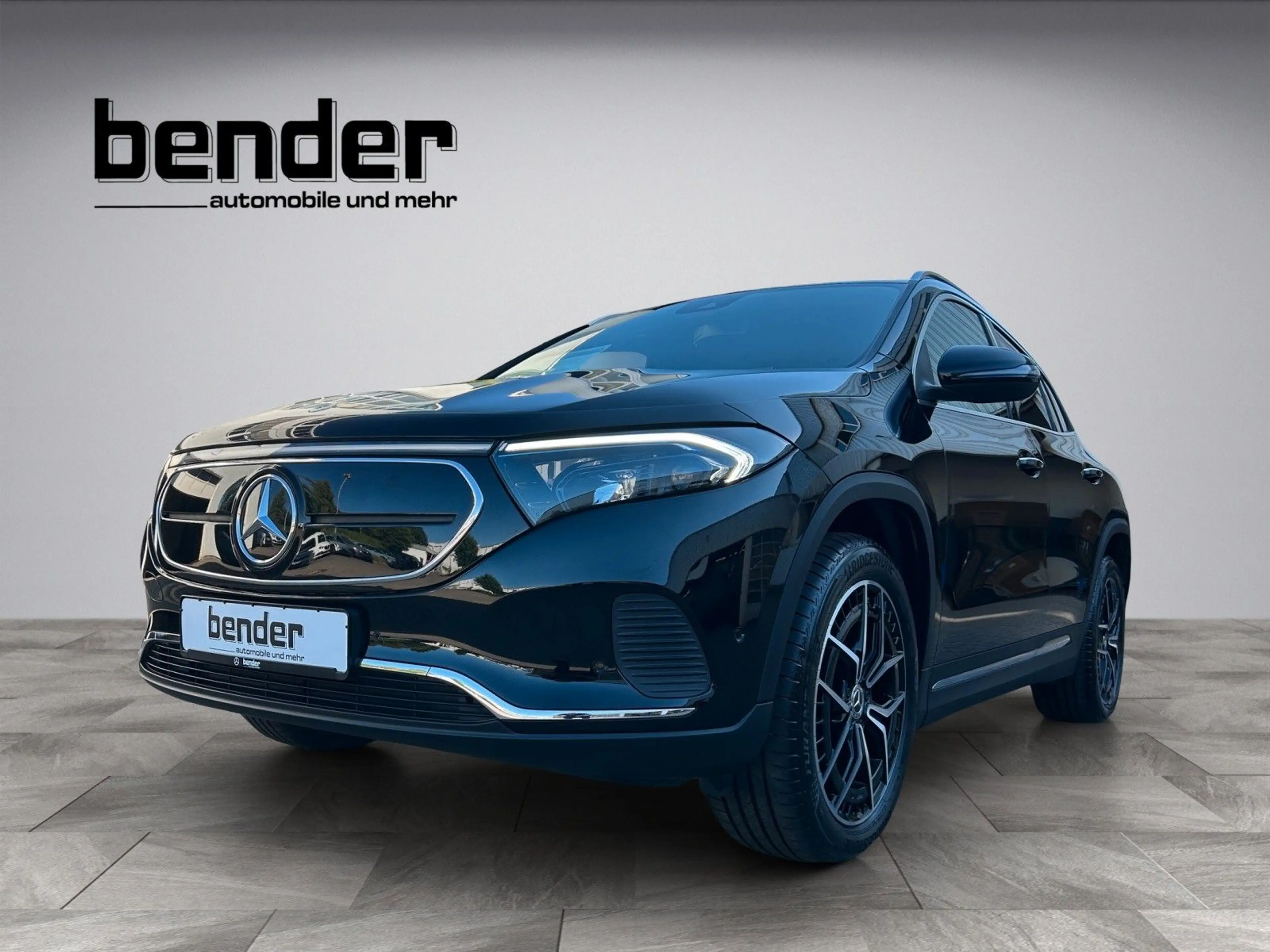 Mercedes-Benz EQA 300 4M*TOTWINKEL*LED*SOUNDSY*KAMERA*KEYLESS*