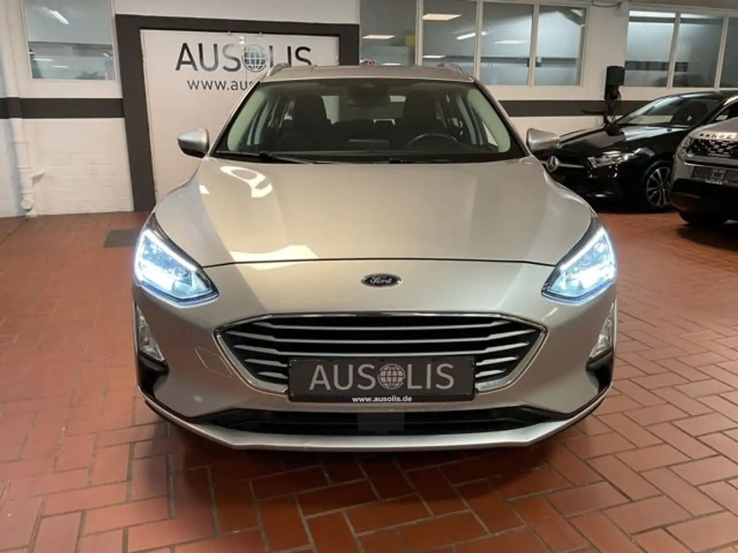 Ford Focus Turnier 1.5 Cool & Connect Navi,PDC,Spurhalteassis Argento - 2