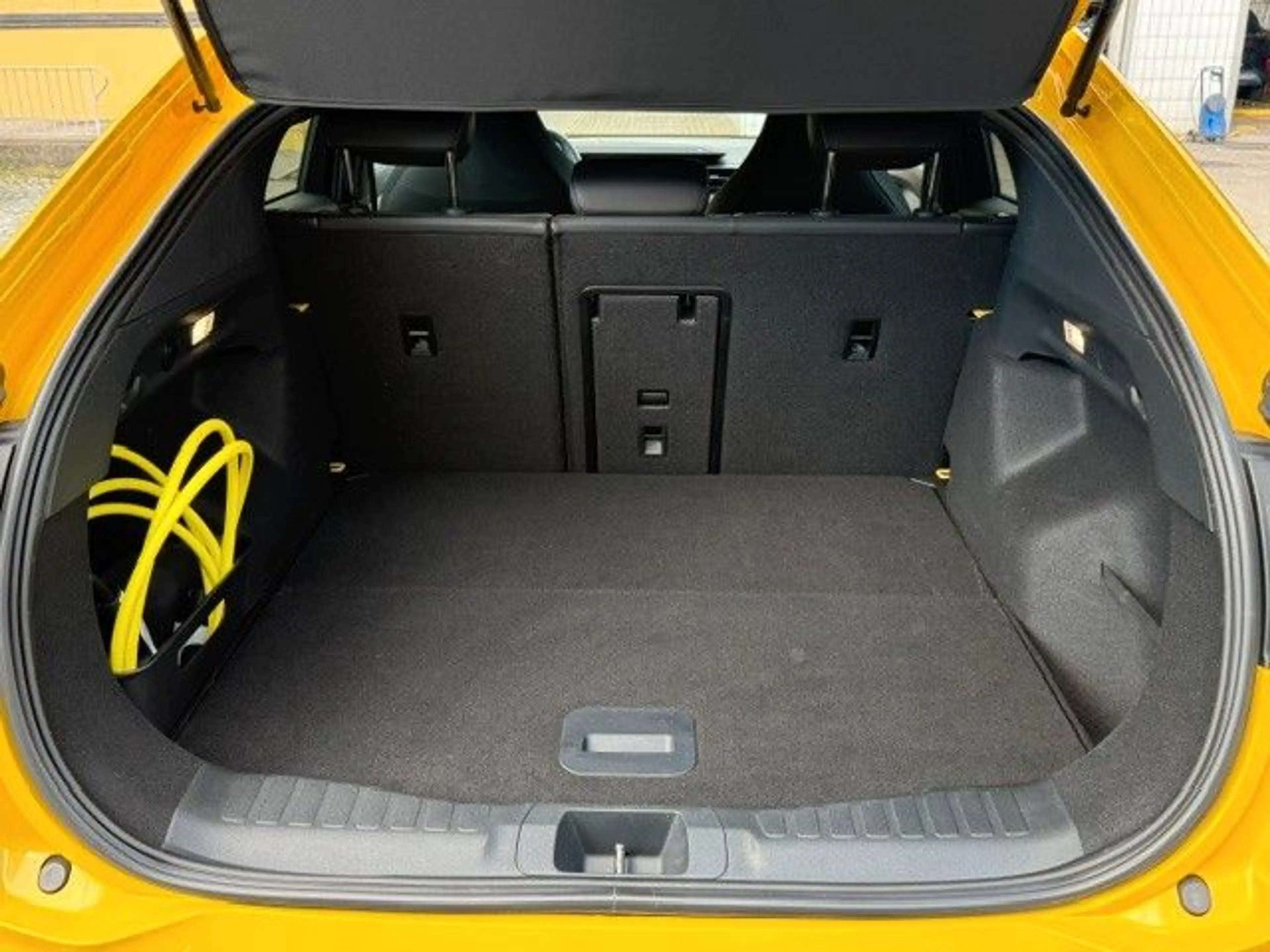 Ford Capri BEV 77kWh RWD /ACC/SHZ/NAVI/KAMERA/SHZ — photo 10