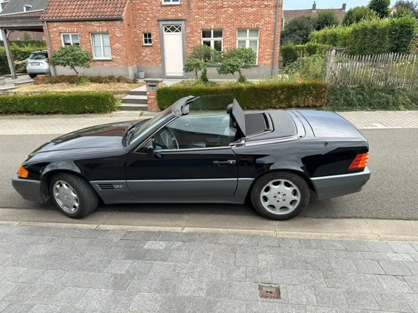 Mercedes-Benz SL 600 Schwarz - 1