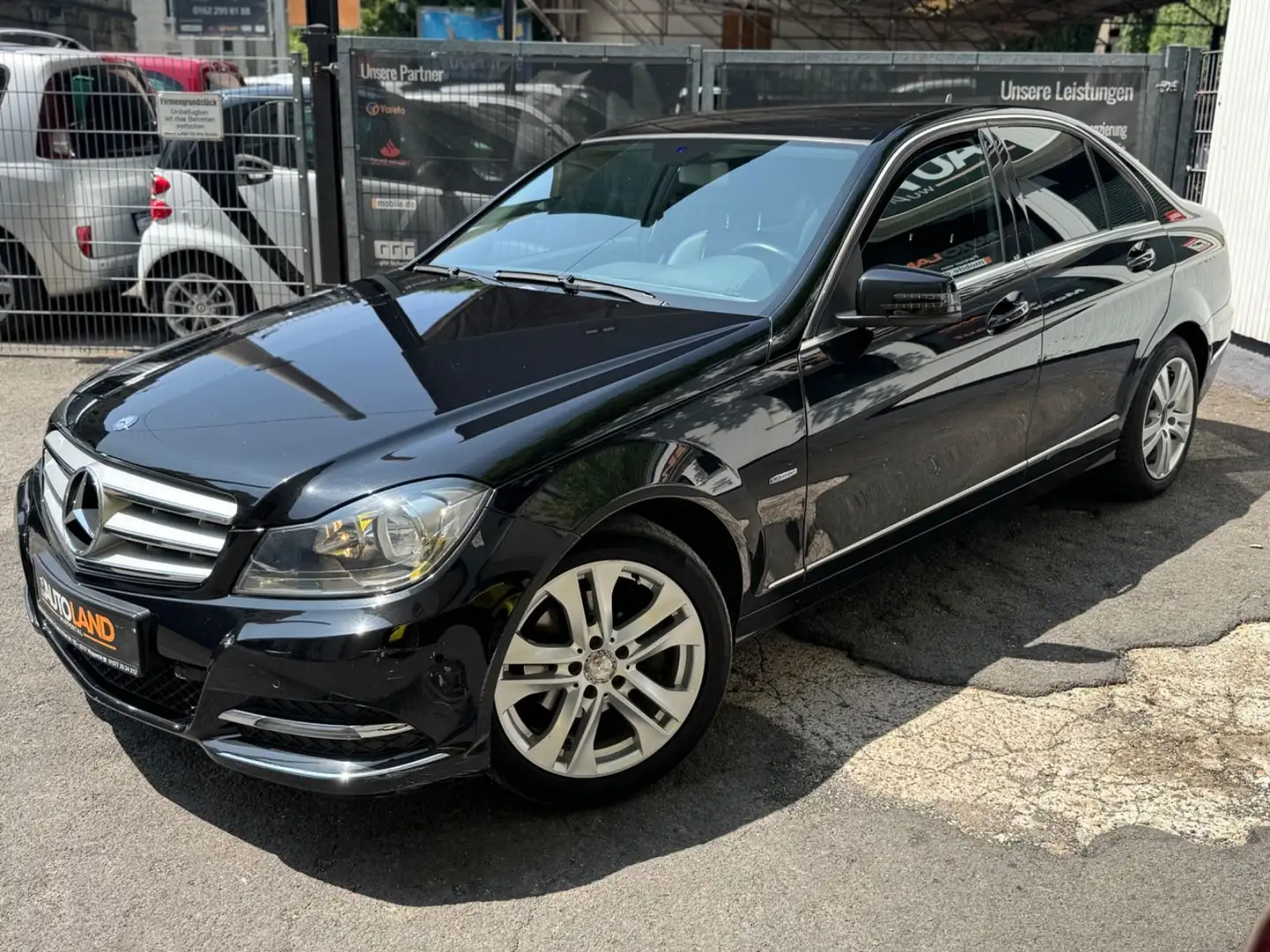 Mercedes-Benz C 180 Lim.CGI BlueEfficiency*Klima*Navi*Szhz* Schwarz - 2