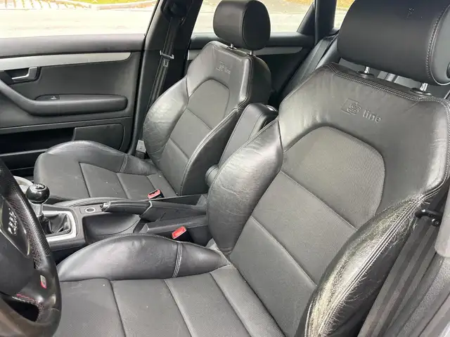Audi A4 view 13