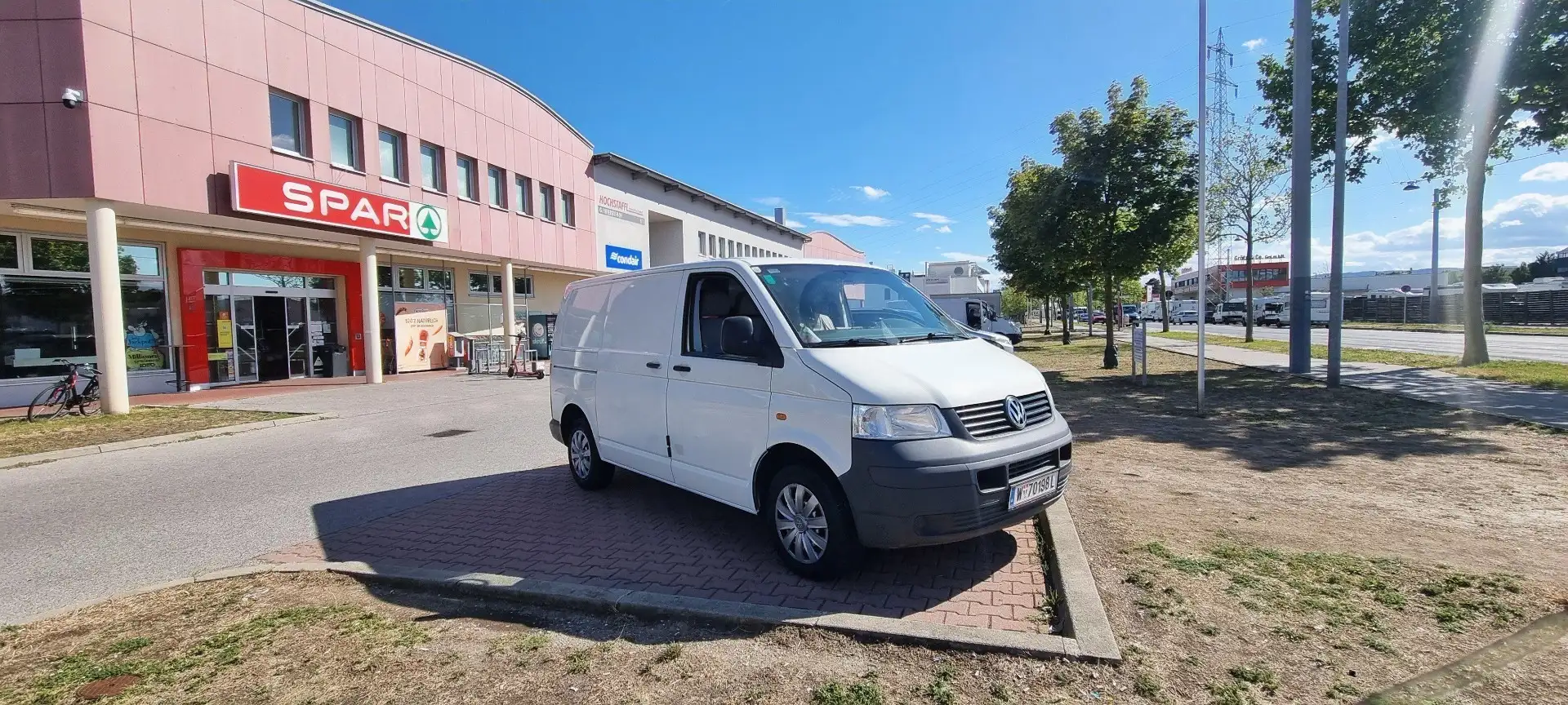 Volkswagen T5 - 1