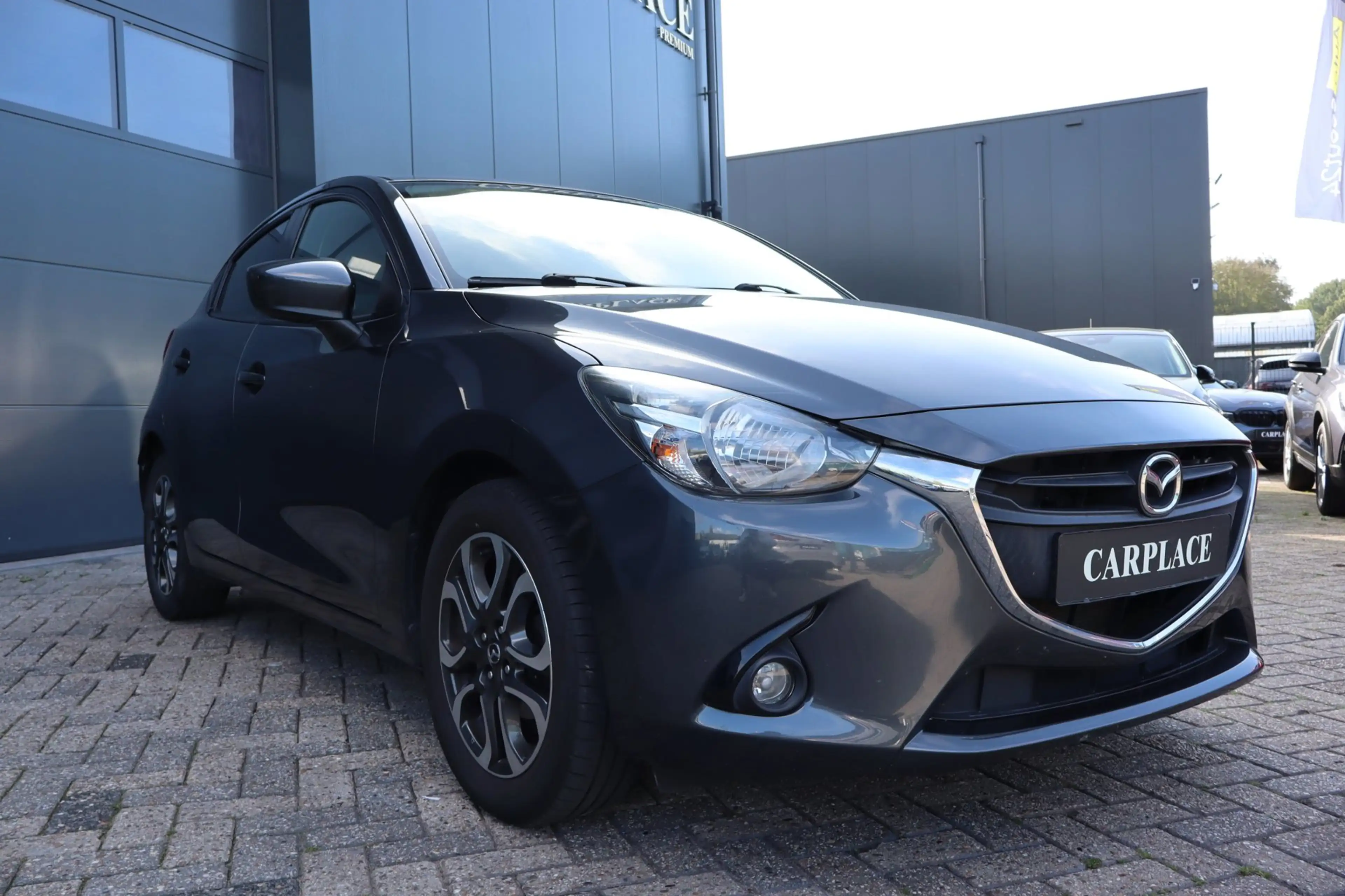 Mazda 2 1.5 Skyactiv-G GT-M Line — photo 6