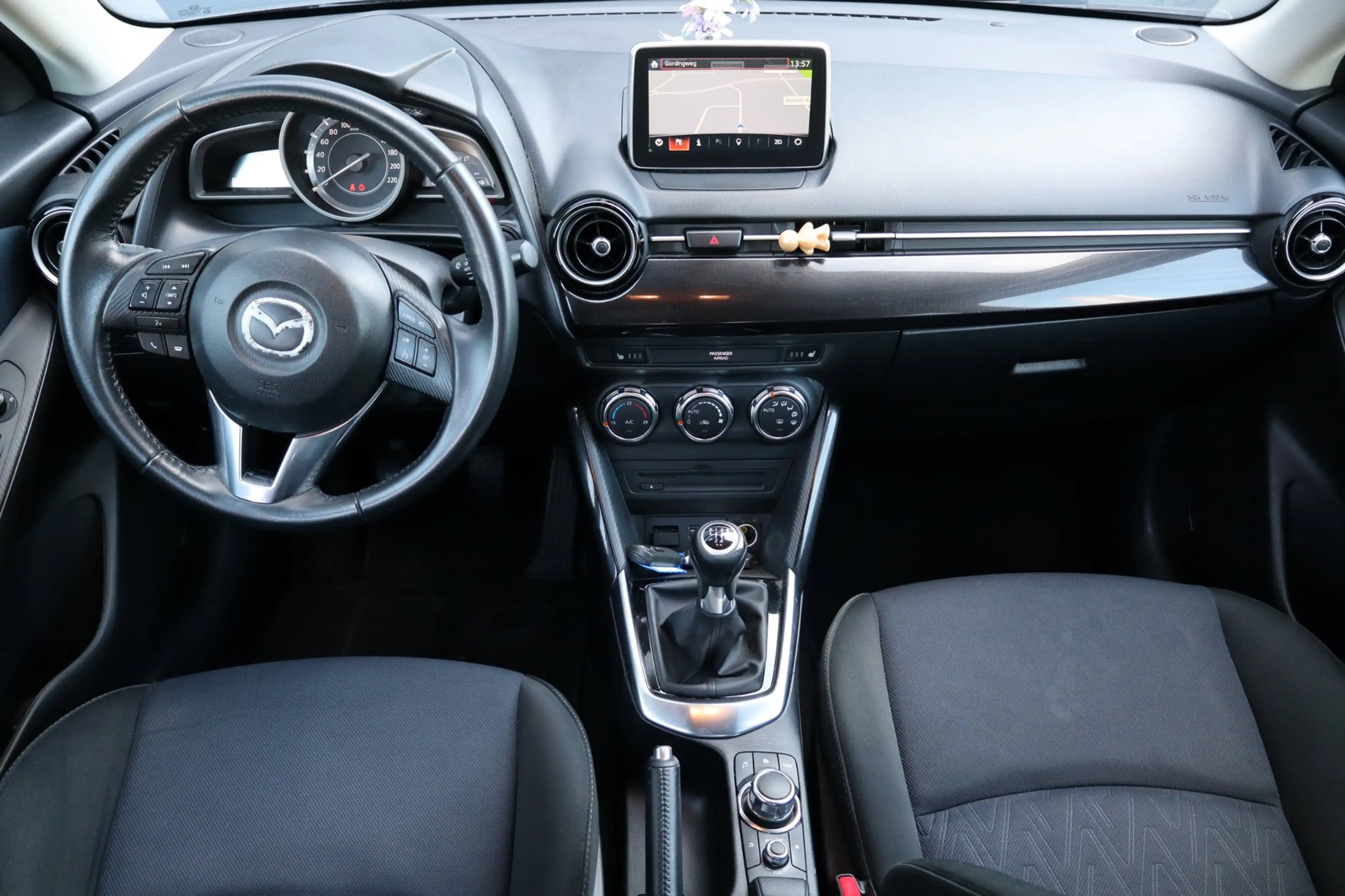 Mazda 2 1.5 Skyactiv-G GT-M Line — photo 11