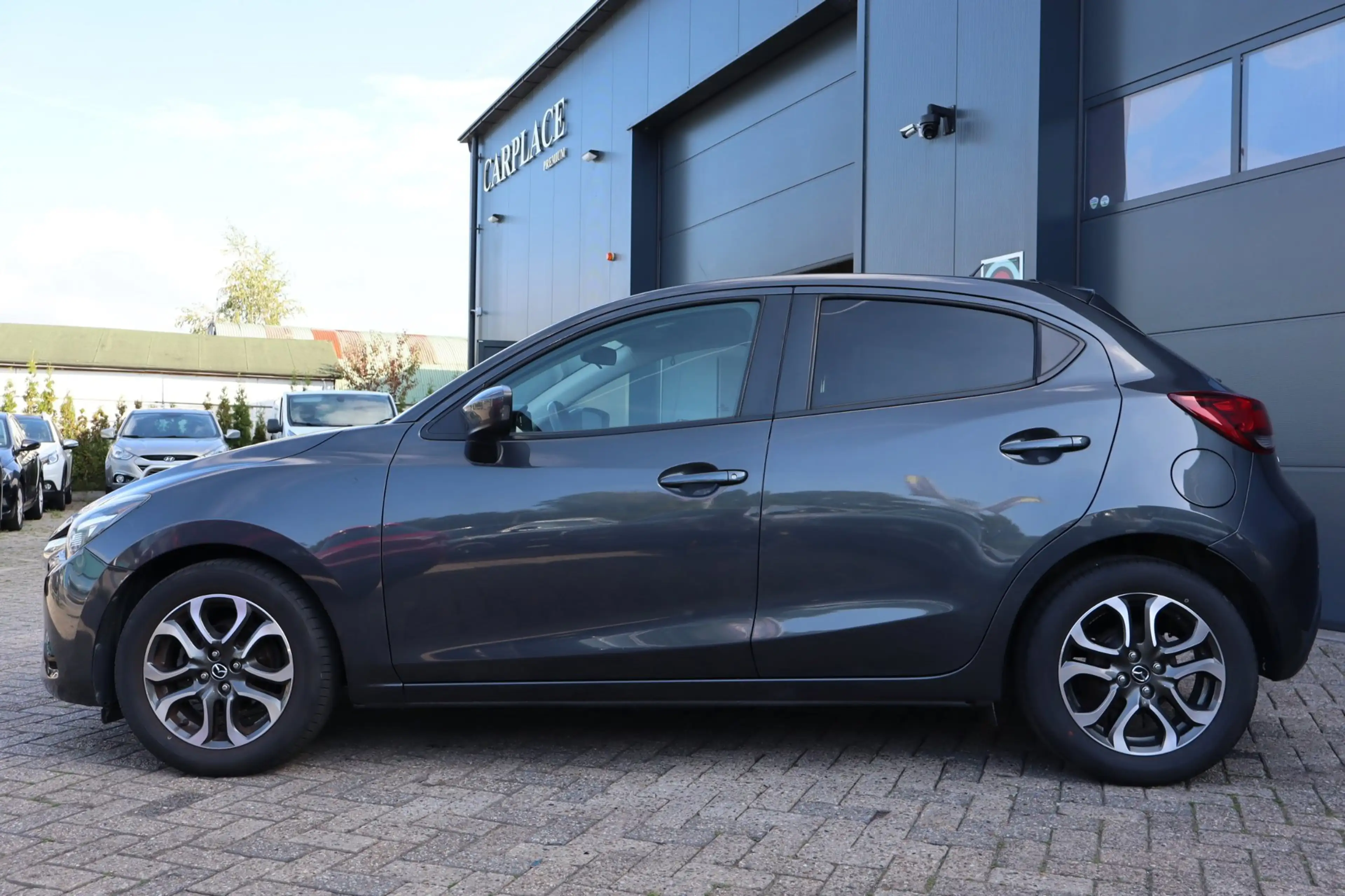 Mazda 2 1.5 Skyactiv-G GT-M Line — photo 7