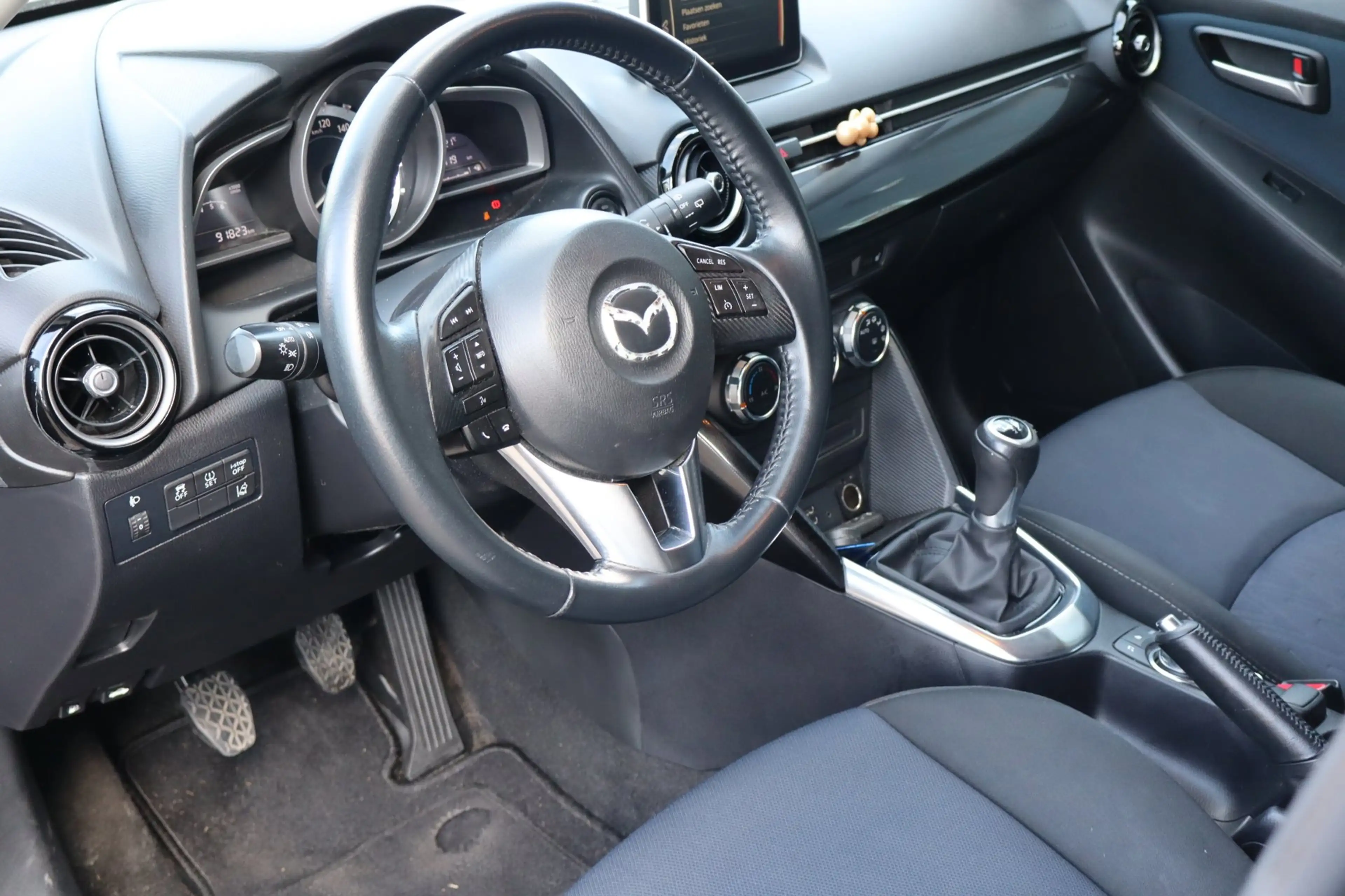 Mazda 2 1.5 Skyactiv-G GT-M Line — photo 12