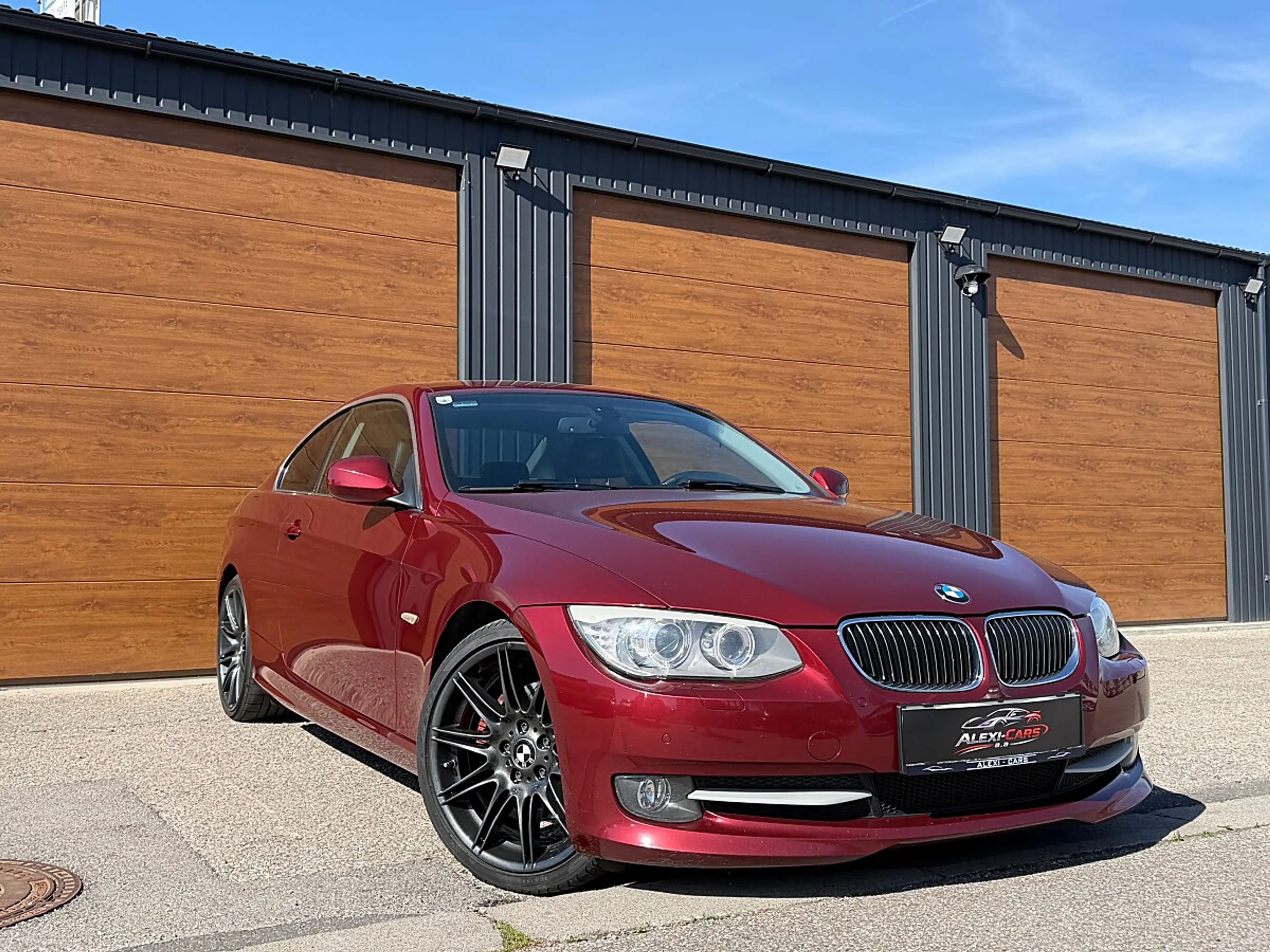 BMW 325 d Coupé Österreich-Paket — photo 13