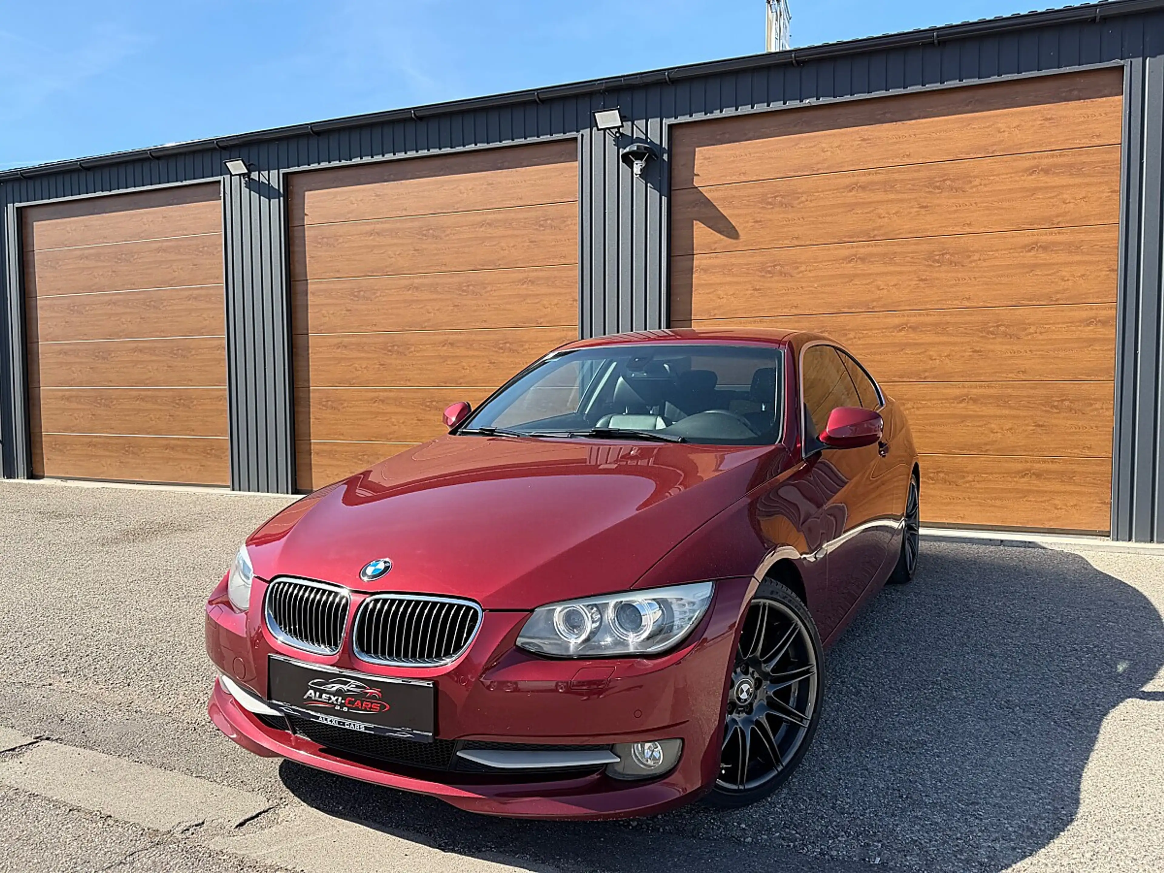 BMW 325 d Coupé Österreich-Paket — photo 3