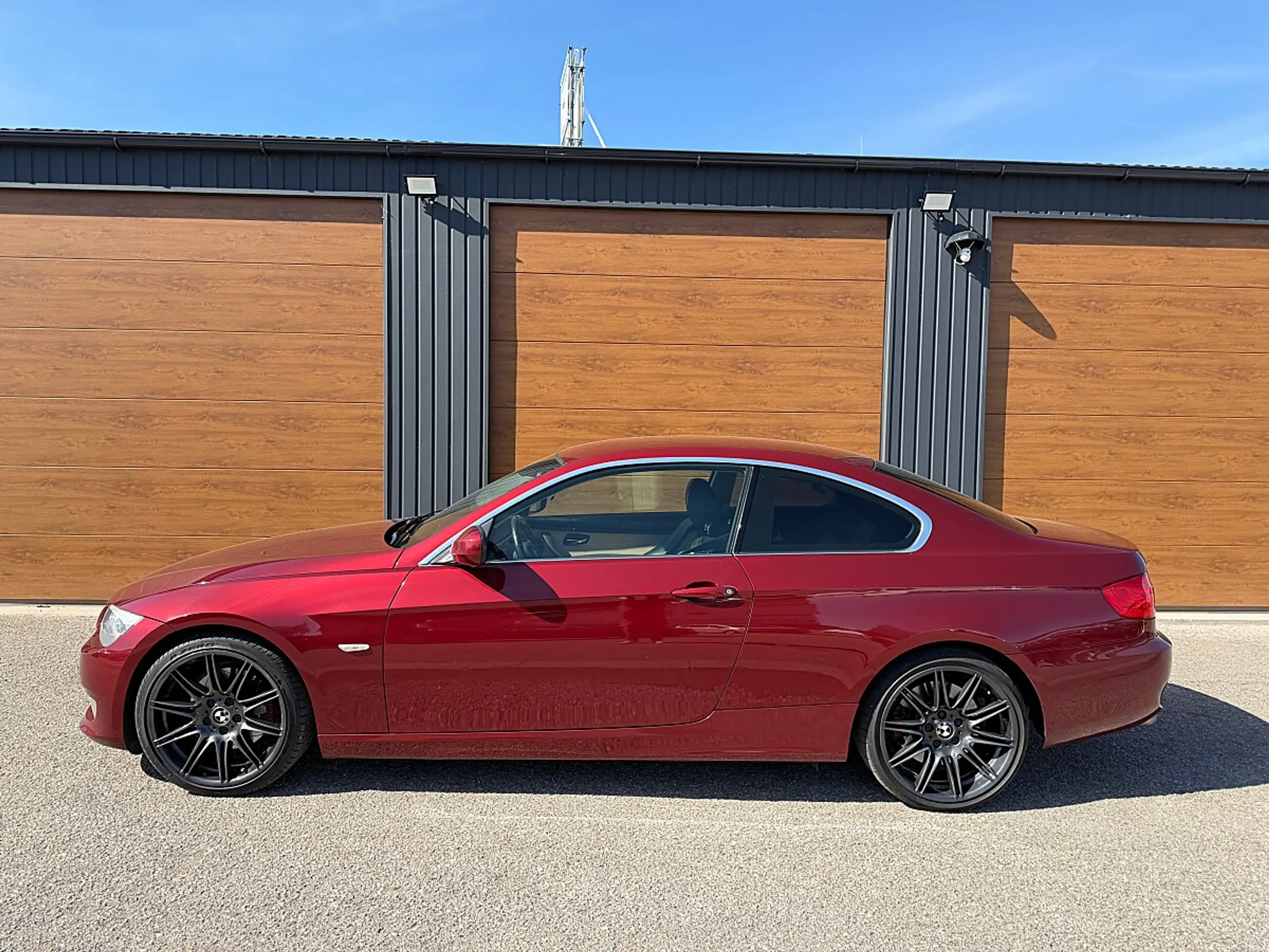 BMW 325 d Coupé Österreich-Paket — photo 8