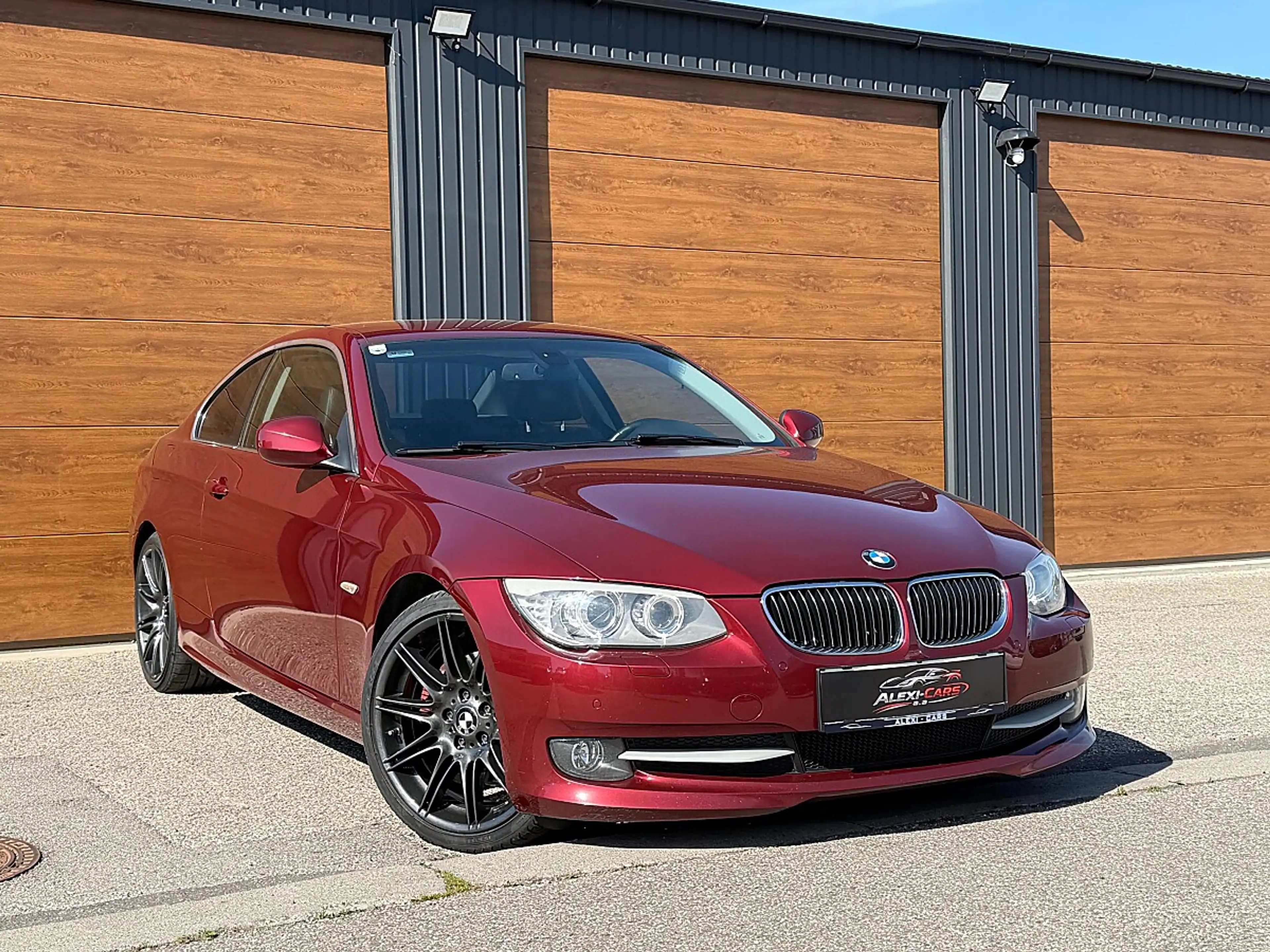 BMW 325 d Coupé Österreich-Paket — photo 14