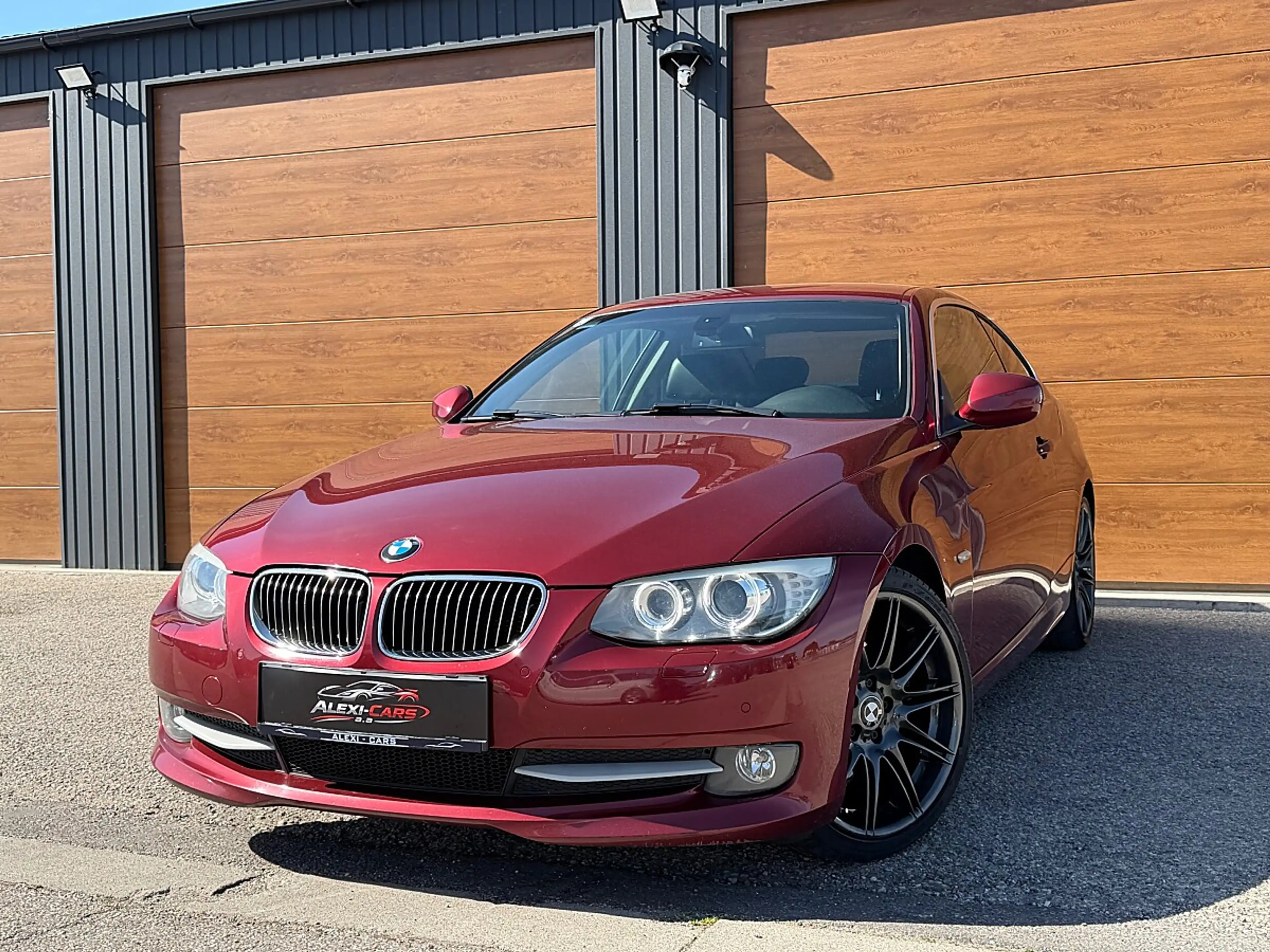 BMW 325 d Coupé Österreich-Paket — photo 4