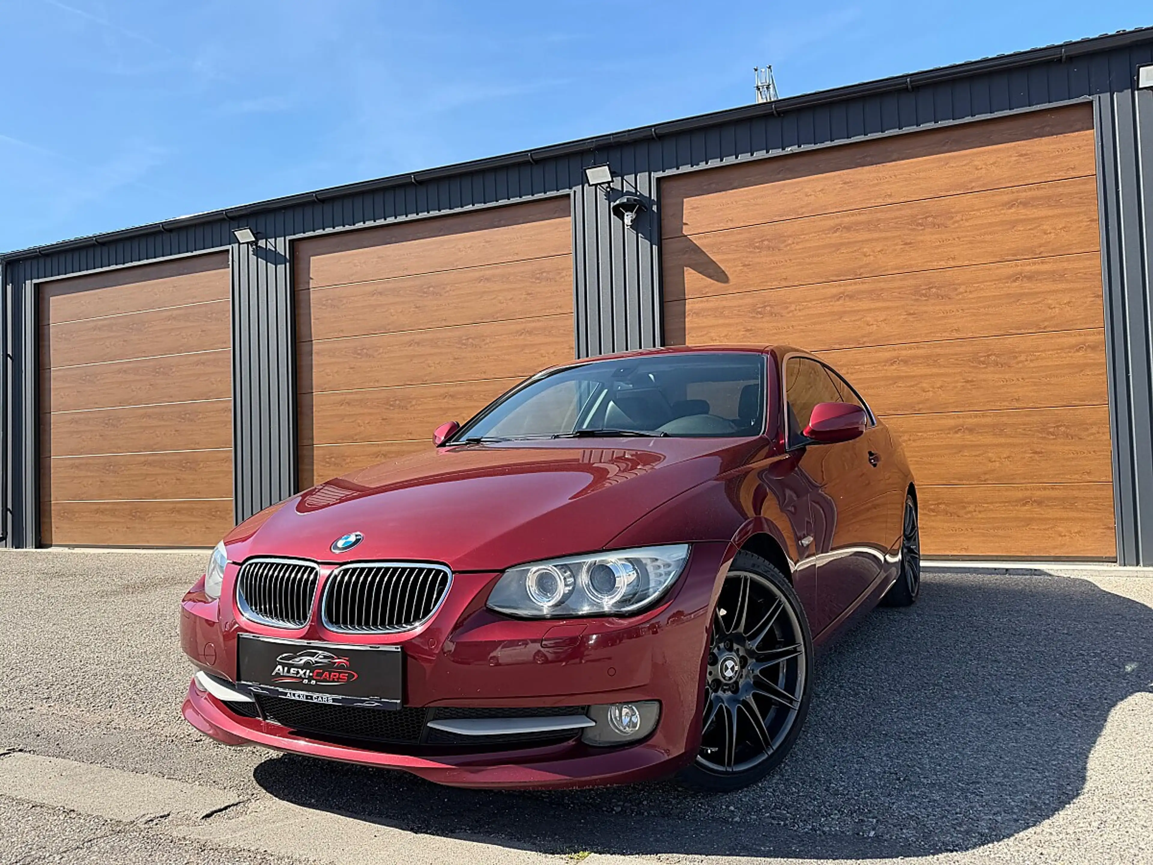BMW 325 d Coupé Österreich-Paket — photo 2