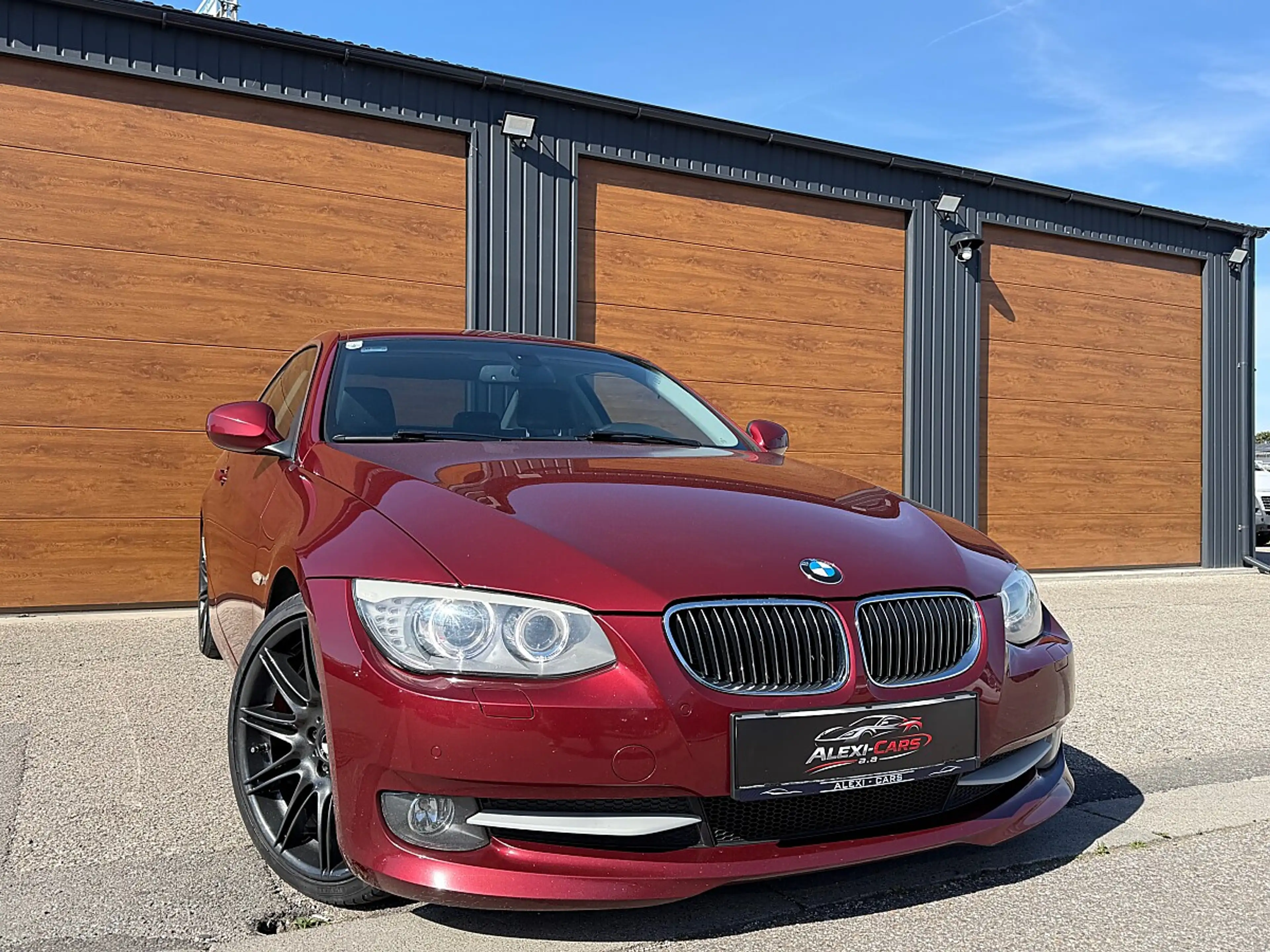BMW 325 d Coupé Österreich-Paket — photo 11
