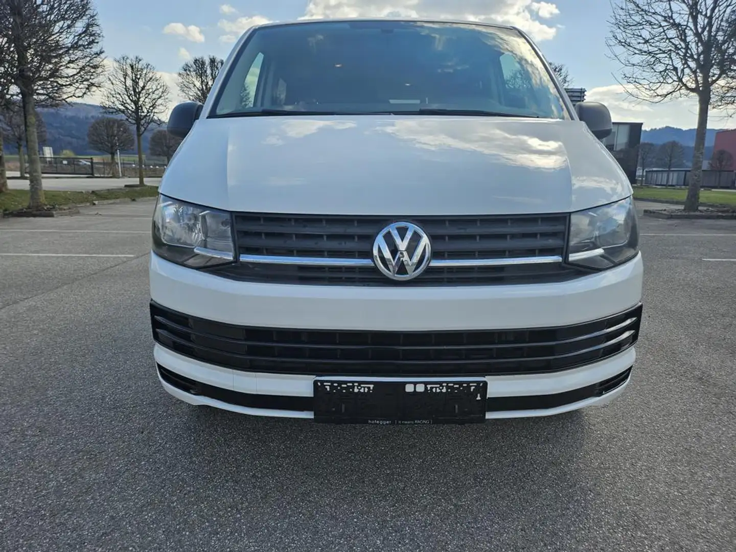 Volkswagen T6 Kombi *** T6 - 6 Sitzer - AHK - KR 2,0 TDI *** Weiß - 2