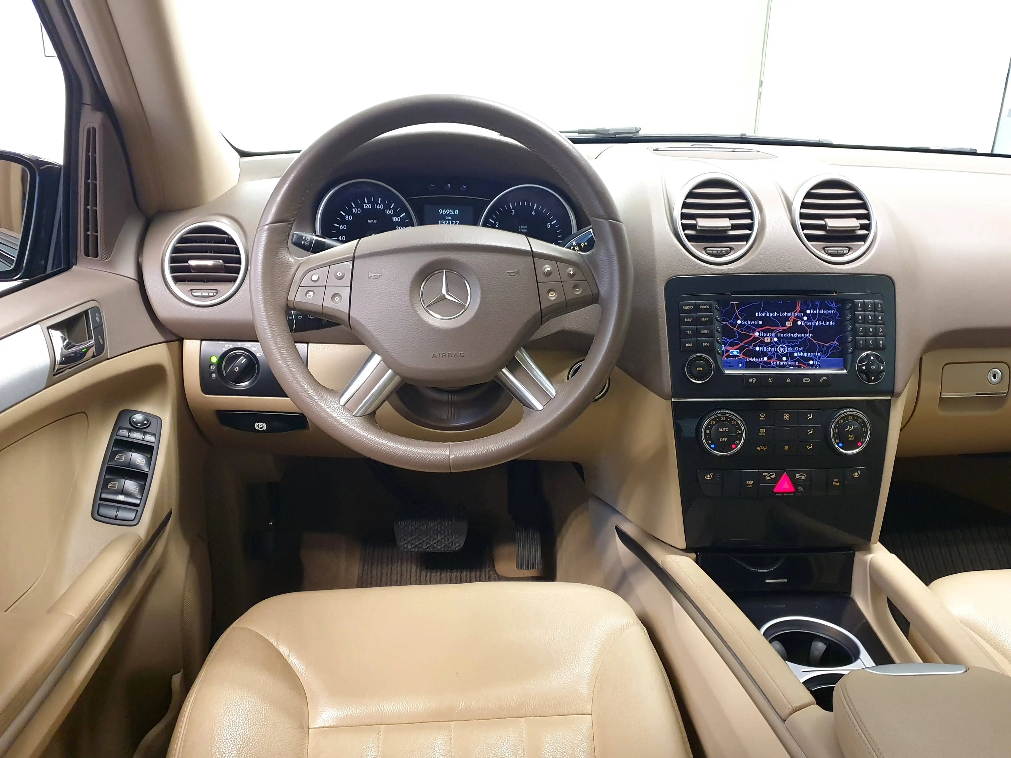 Mercedes-Benz ML 350 ML 350 4Matic 7G-TRONIC 2.Hand Scheckheftgepflegt — photo 7