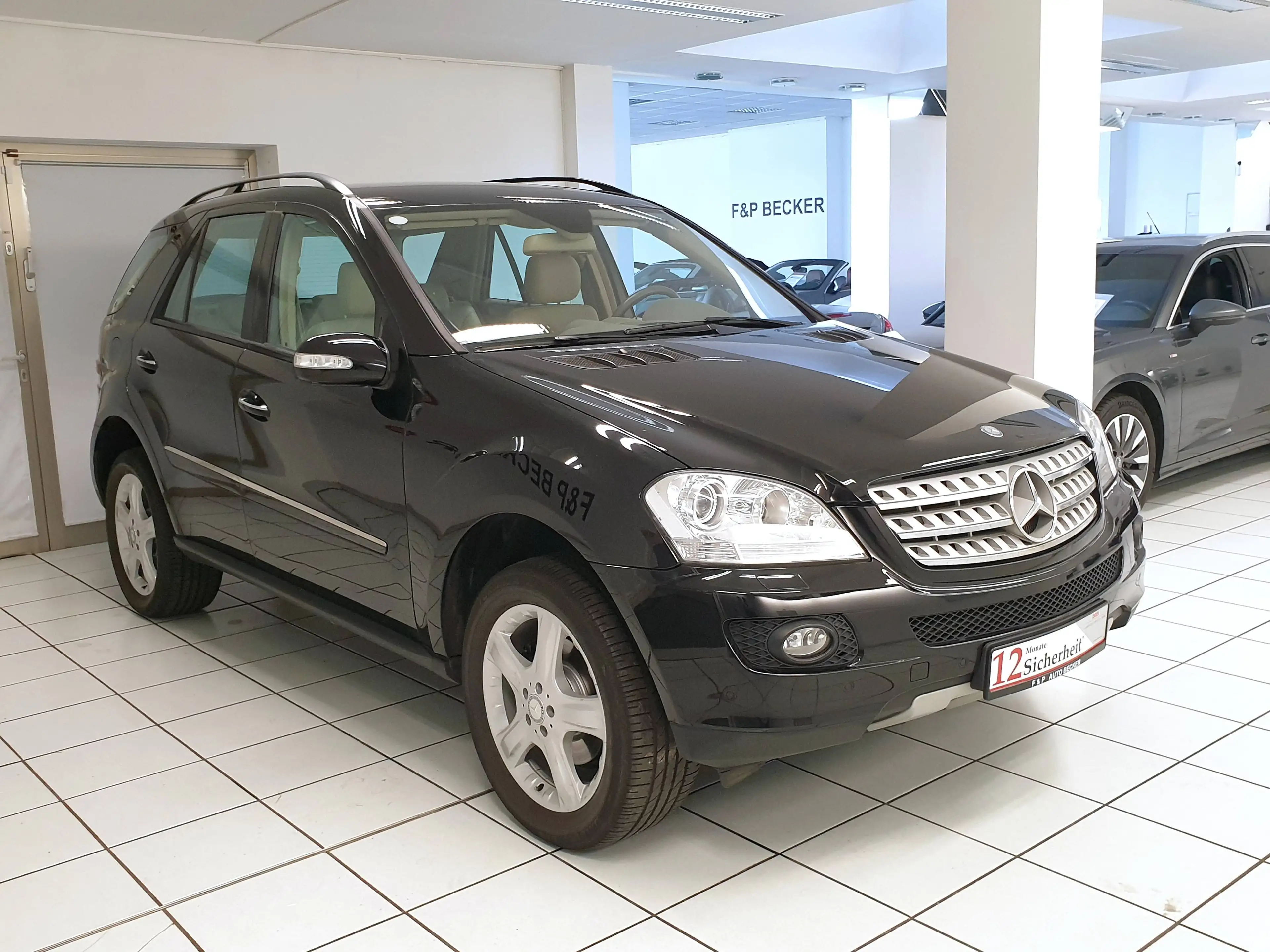 Mercedes-Benz ML 350 ML 350 4Matic 7G-TRONIC 2.Hand Scheckheftgepflegt — photo 2