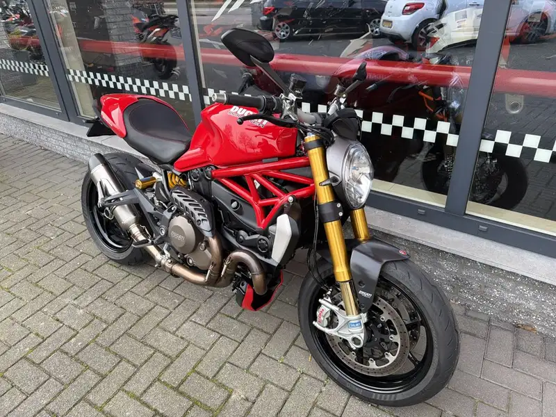 Ducati Monster 1200 - foto 2