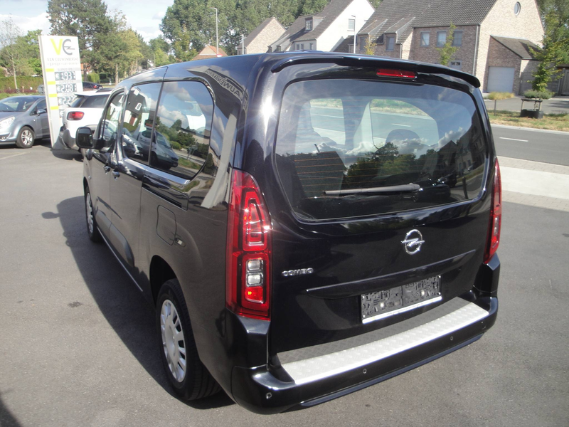 Opel Combo Life Combo Life 1.2 T L2H1 Edition XL S/S 7pl. — photo 3
