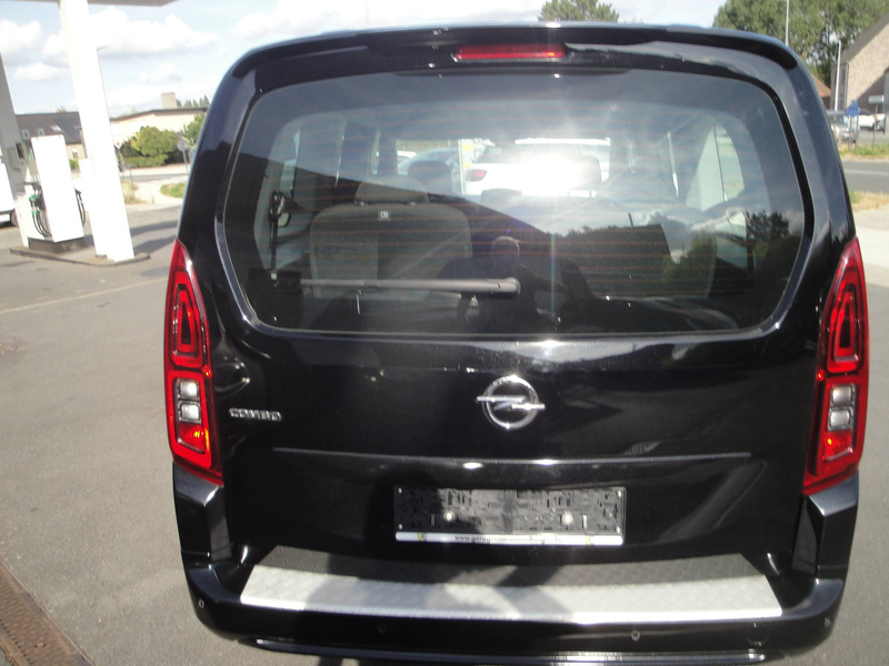 Opel Combo Life Combo Life 1.2 T L2H1 Edition XL S/S 7pl. — photo 4