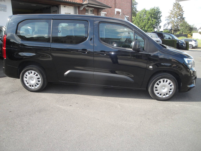 Opel Combo Life Combo Life 1.2 T L2H1 Edition XL S/S 7pl. — photo 6