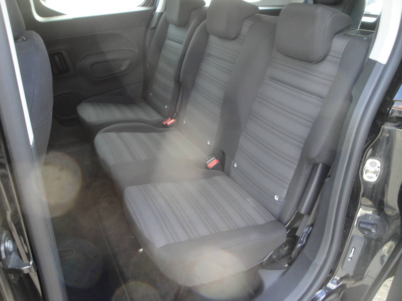 Opel Combo Life Combo Life 1.2 T L2H1 Edition XL S/S 7pl. — photo 8