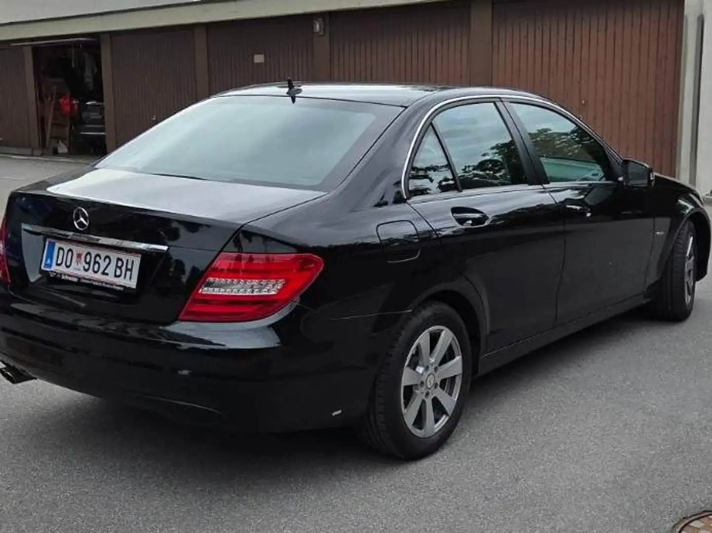 Mercedes-Benz C 200 C 200 CDI A-Edition BlueEfficiency A-Edition Schwarz - 2