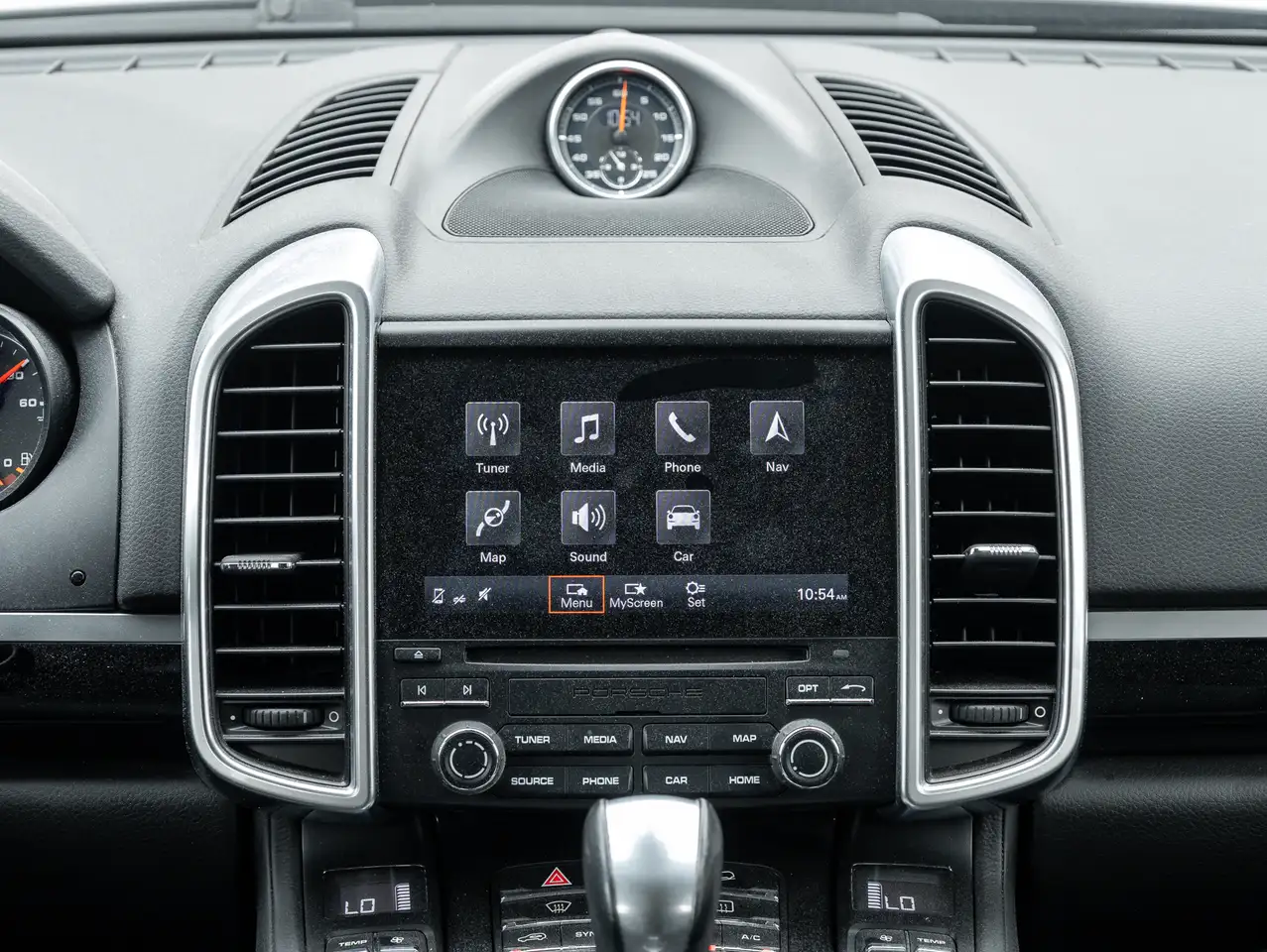 Porsche Cayenne снимка Porsche Cayenne