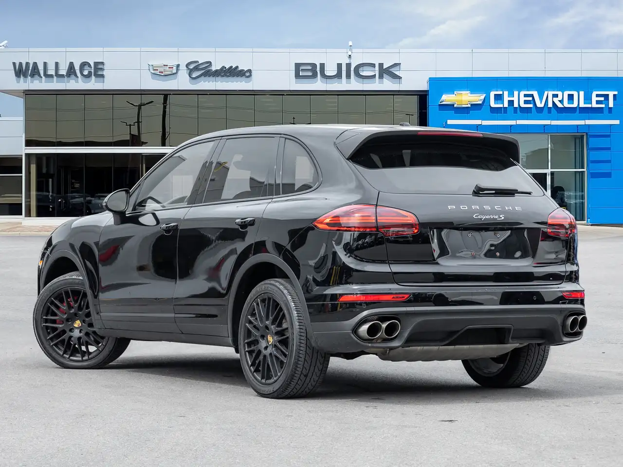 Porsche Cayenne снимка Porsche Cayenne