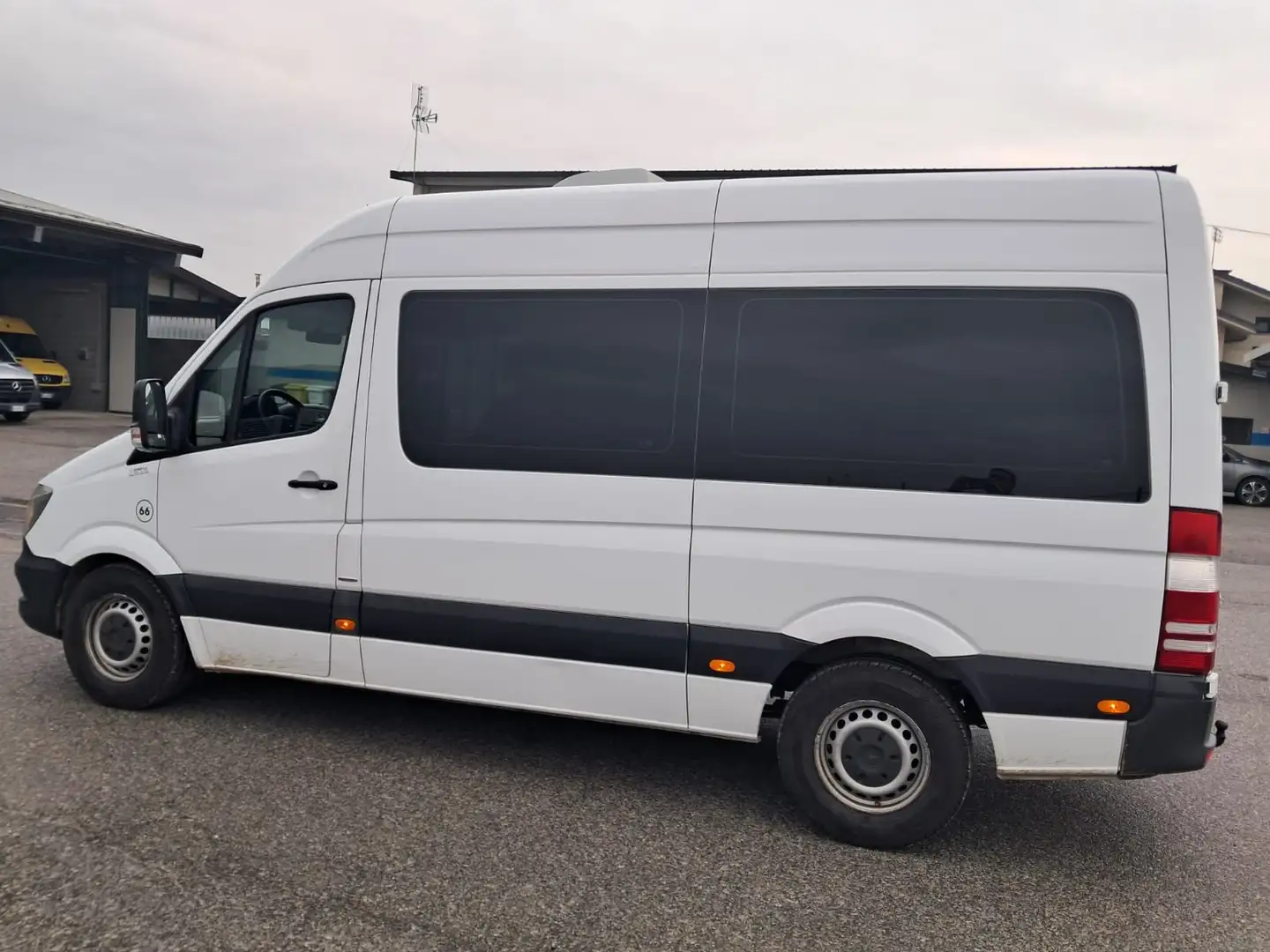 Mercedes-Benz Sprinter VAN 9 POSTI Bianco - 2