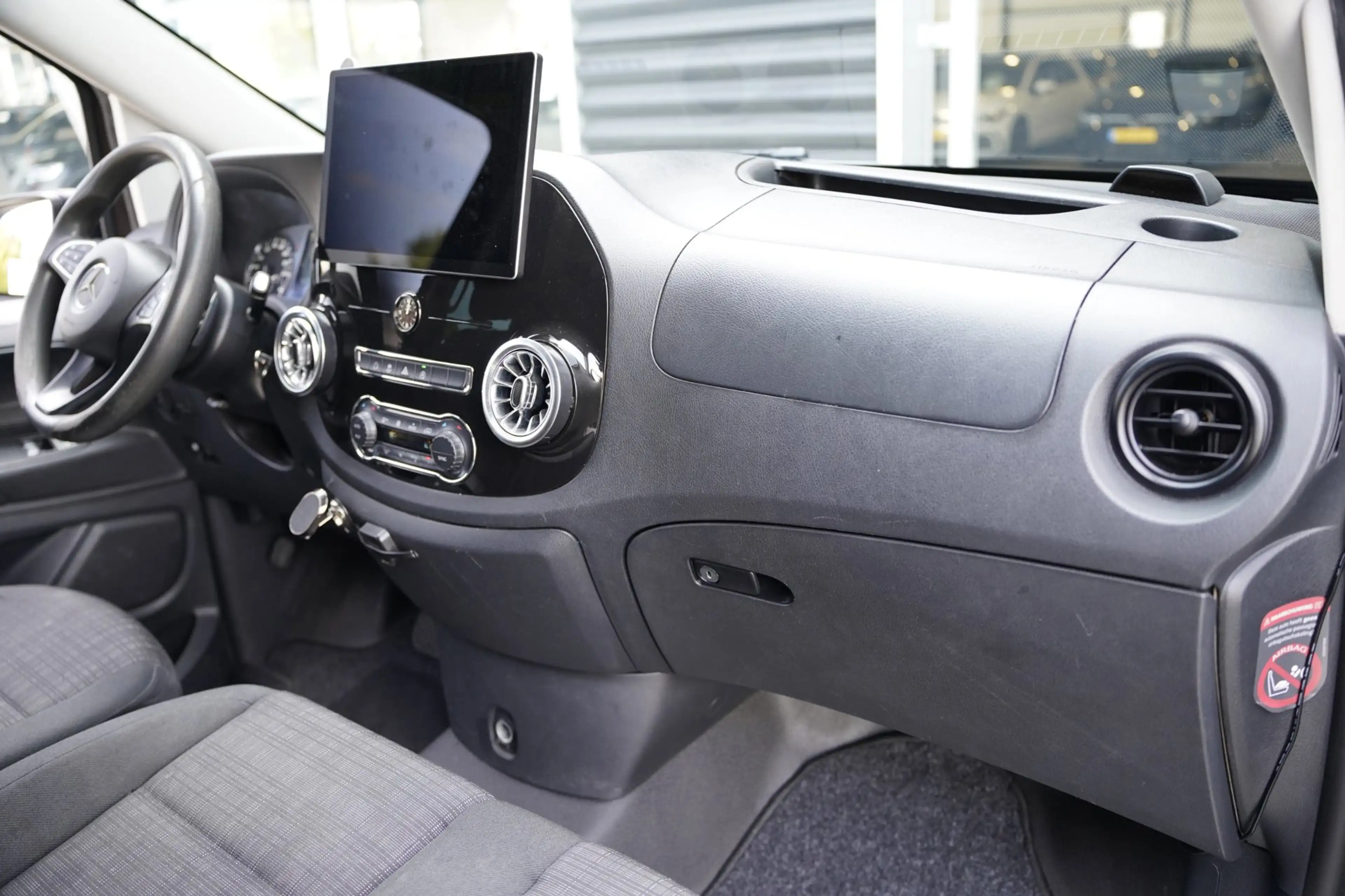Mercedes-Benz Vito 119 CDI BlueTEC DCT Extra Lang DC Comfort Led Crui — photo 4