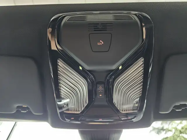 BMW 4 Series view 26
