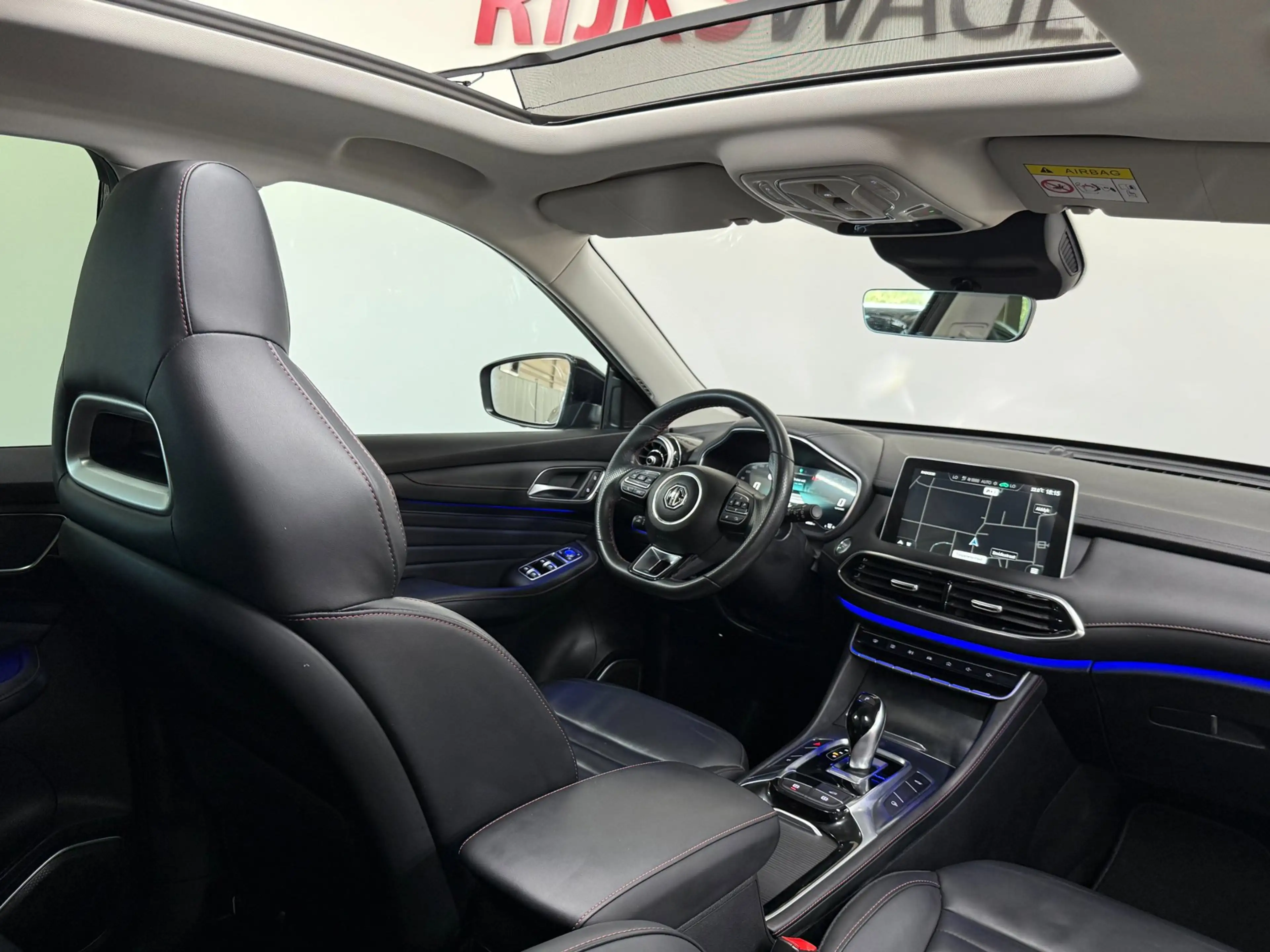 MG EHS 1.5 TGDI Luxury Pano/ACC/360/Sfeer — photo 3