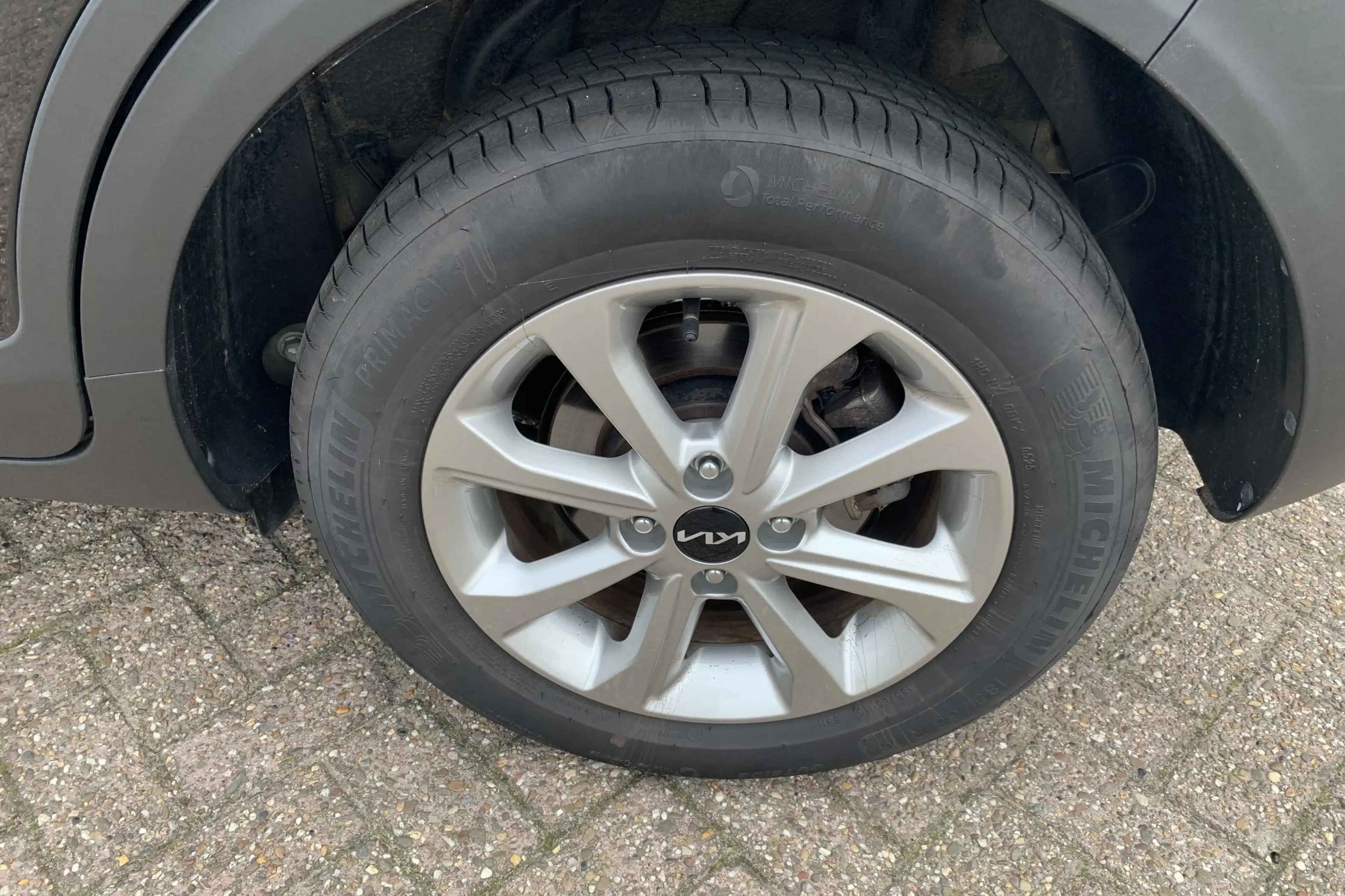 Kia Stonic 1.0 T-GDi MHEV DynamicLine Navigatie | Achteruitri — photo 3