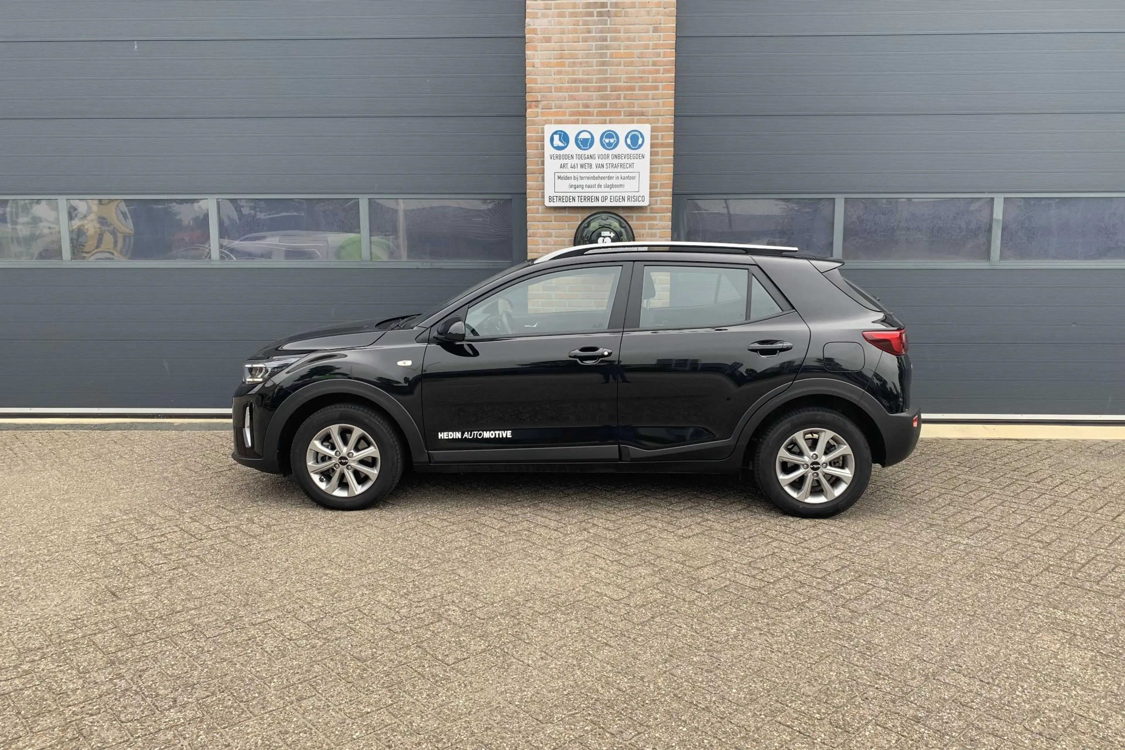 Kia Stonic 1.0 T-GDi MHEV DynamicLine Navigatie | Achteruitri — photo 2