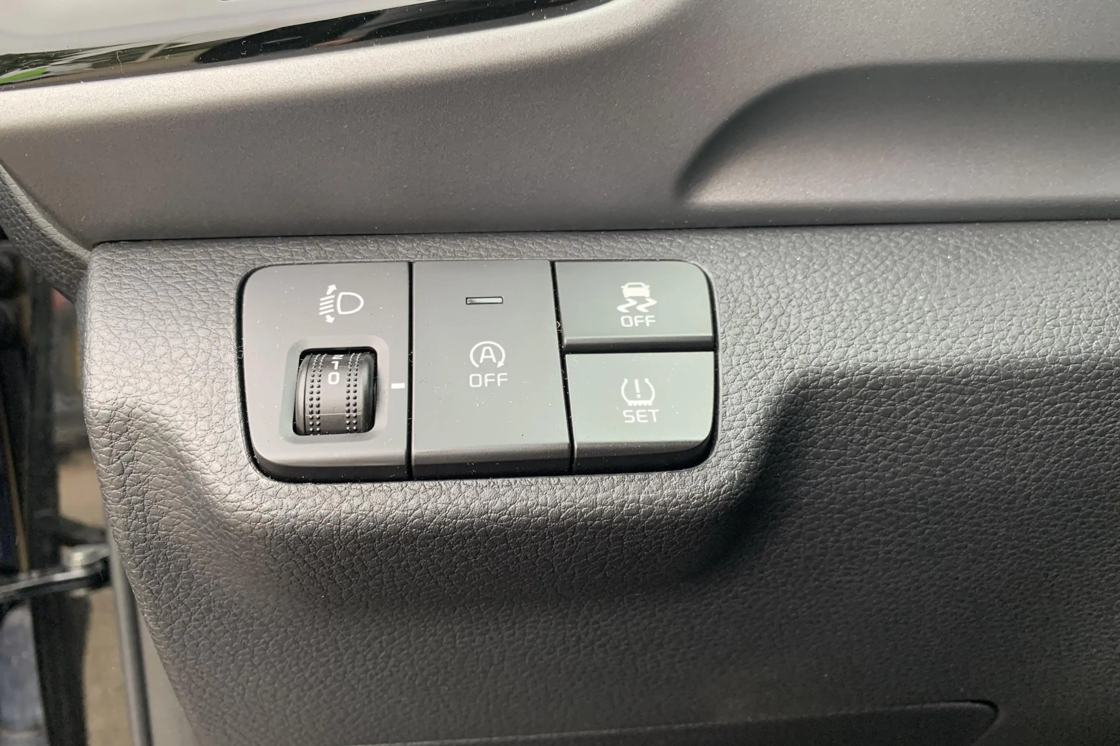 Kia Stonic 1.0 T-GDi MHEV DynamicLine Navigatie | Achteruitri — photo 11