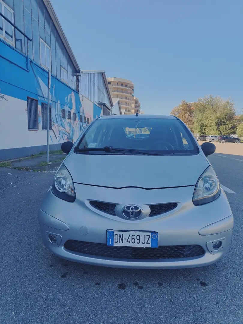 Toyota Aygo 5p 1.0 Sound - 1