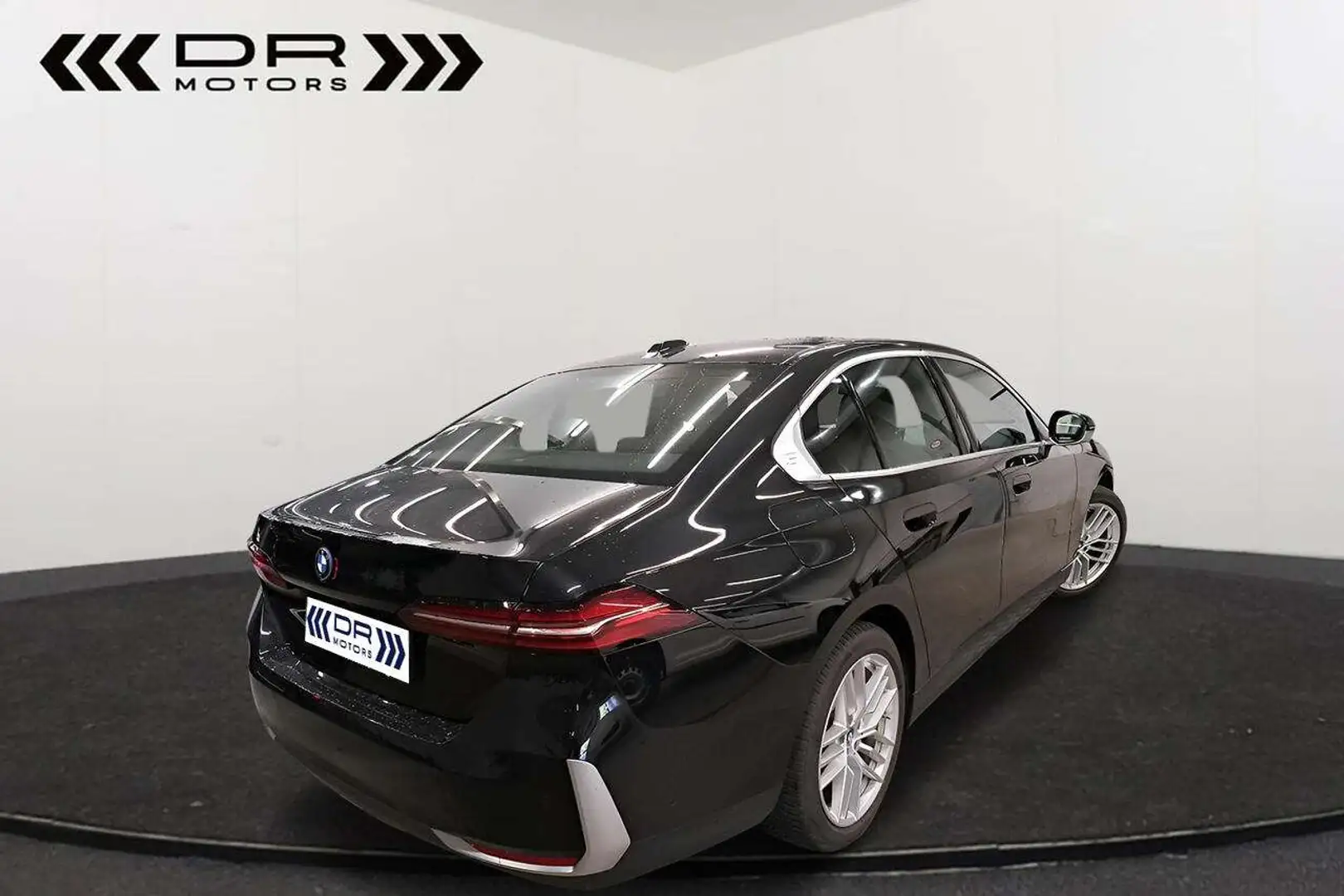 BMW 530 e BERLINE G60 - NAVI - DAB - TREKHAAK - DIGITAL... Noir - 2
