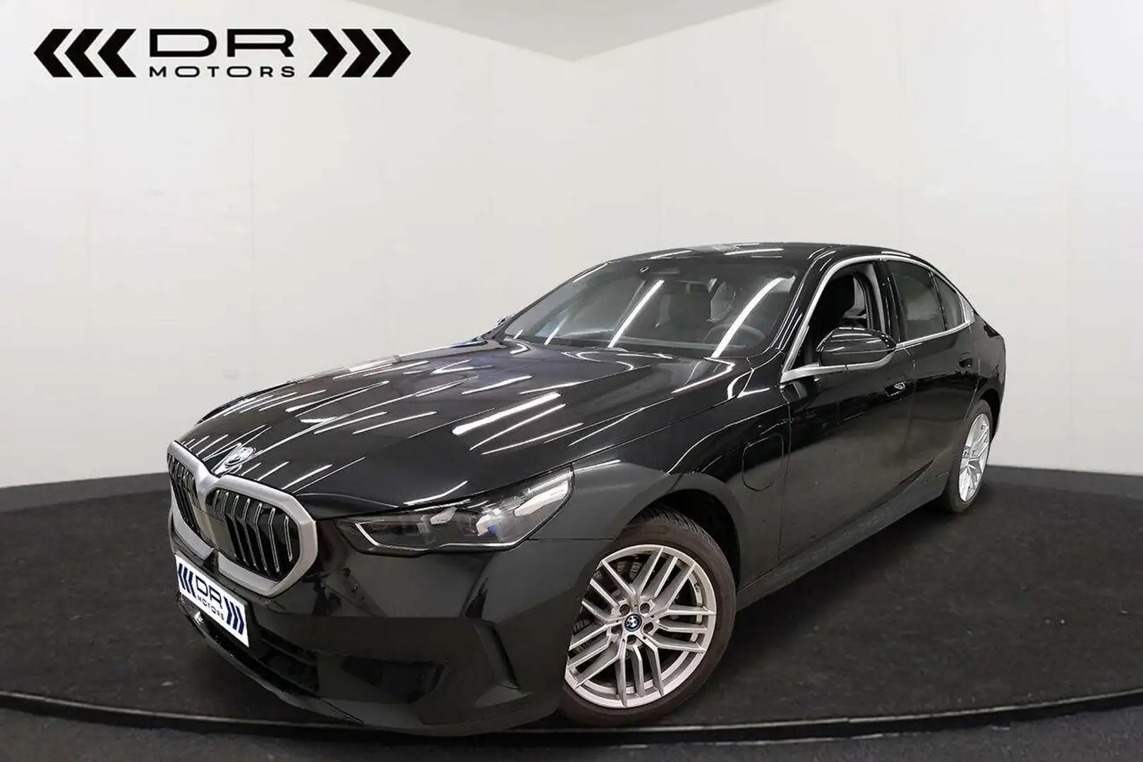 BMW 530 e BERLINE G60 - NAVI - DAB - TREKHAAK - DIGITAL... Noir - 1