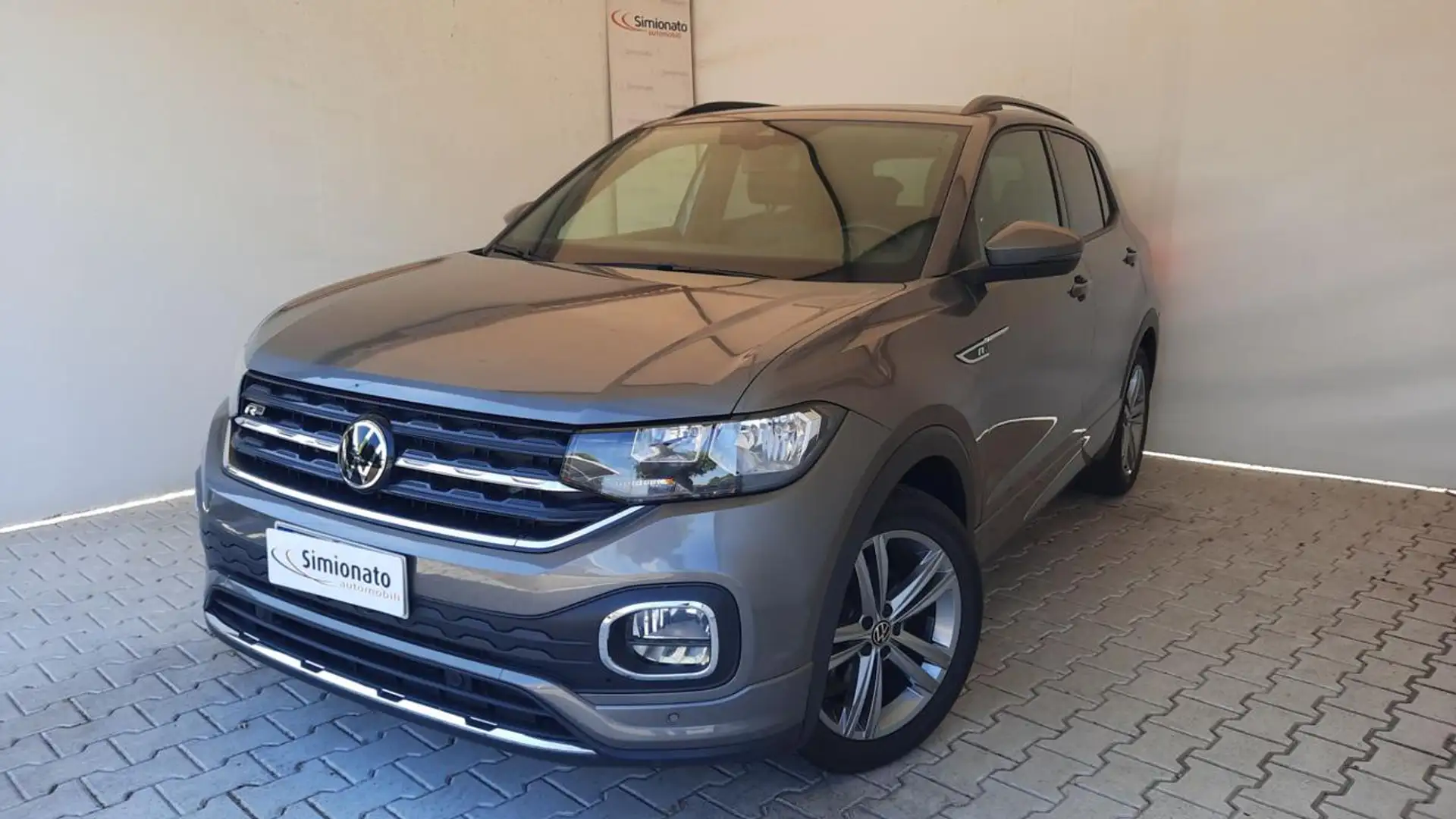 Volkswagen T-Cross 1.0 TSI 110 CV DSG R-Line Grigio - 1