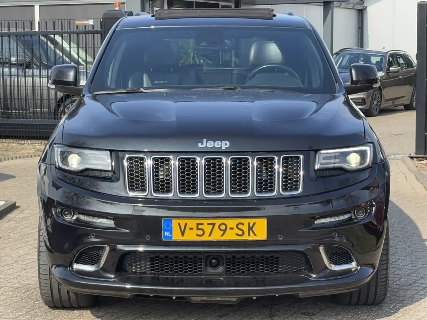 Jeep Grand Cherokee 6.4 V8 SRT8 2013 Grijs Kenteken VAN LPG-G3 SRT - 2