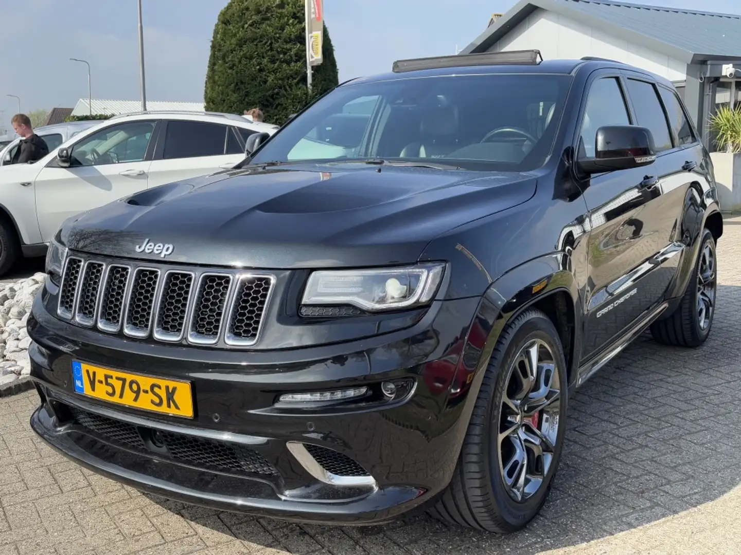 Jeep Grand Cherokee 6.4 V8 SRT8 2013 Grijs Kenteken VAN LPG-G3 SRT - 1