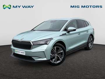 80 82kWh (204pk) /// Achteruitrijcamera /// Zetelverwarming Vooraan /// Elektrische Kofferklep ///