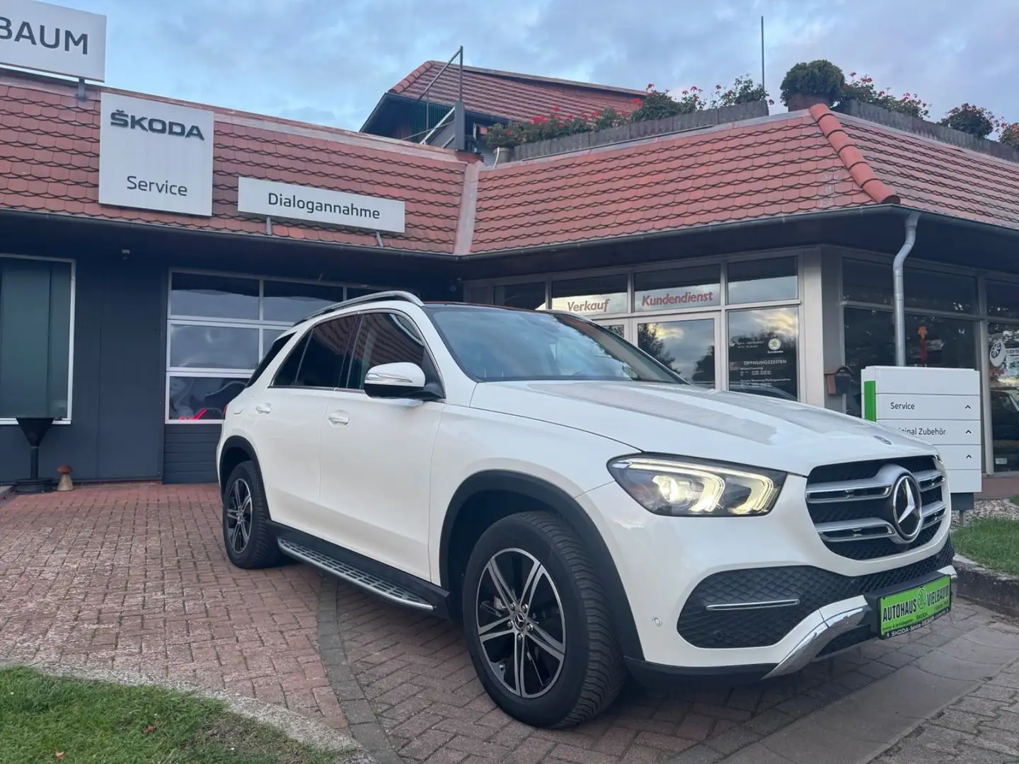 Mercedes-Benz GLE 300 GLE -Klasse GLE 300 d 4Matic Weiß - 1
