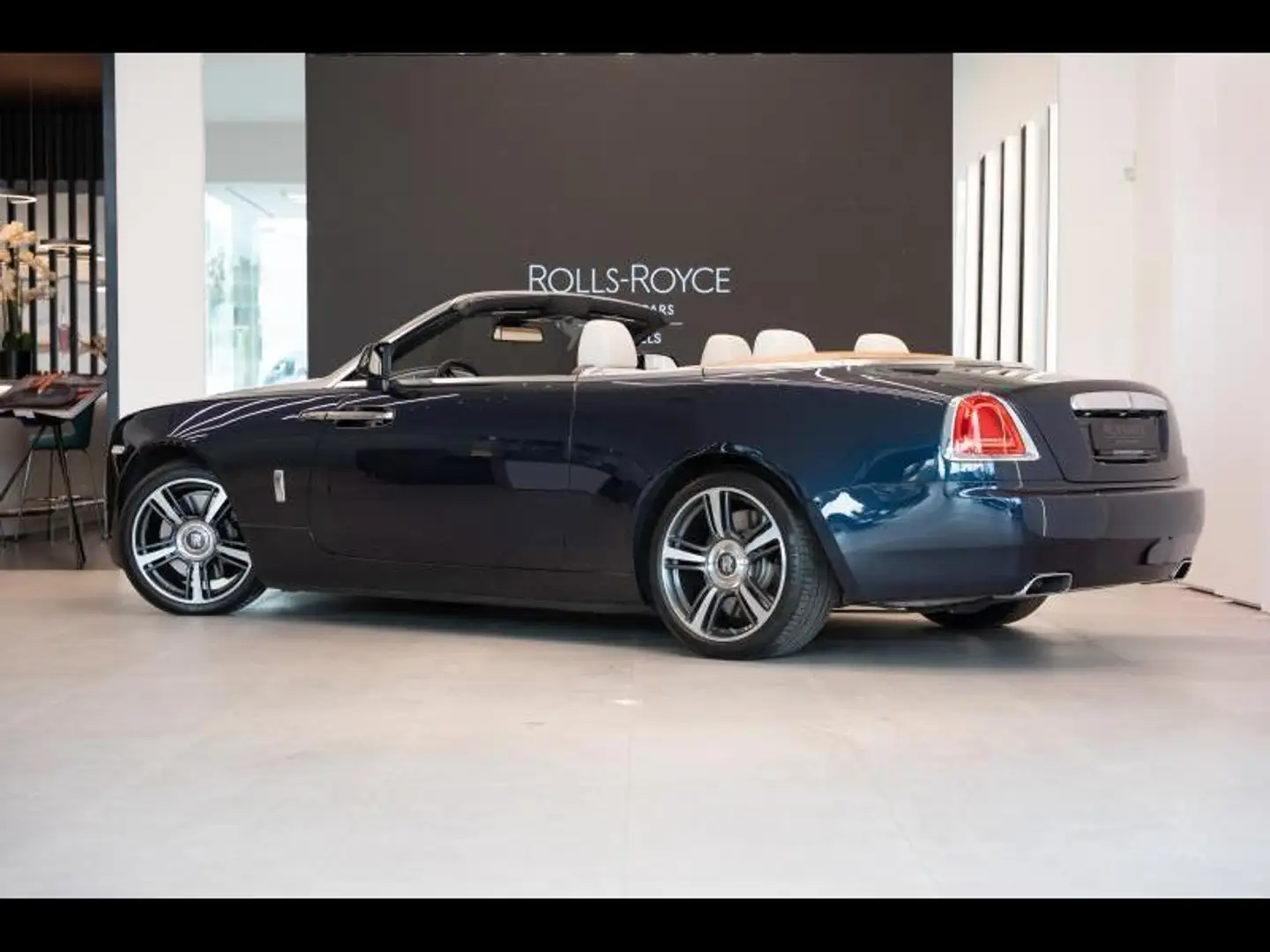 Rolls-Royce Dawn Provenance 2 Year Warranty & Service Rolls-Royce Bleu - 2